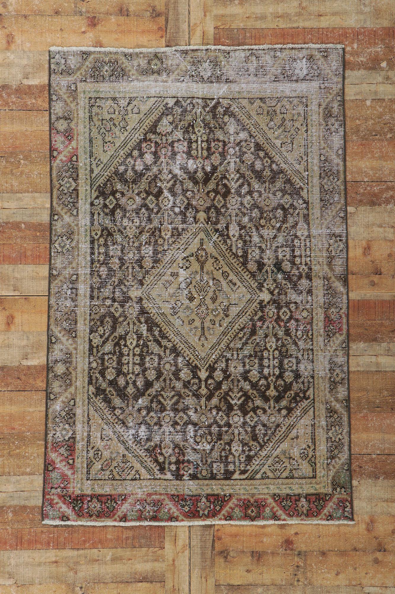 Antique-Worn Persian Mahal Rug, Relaxed Refinement Meets Rugged Beauty For Sale 4
