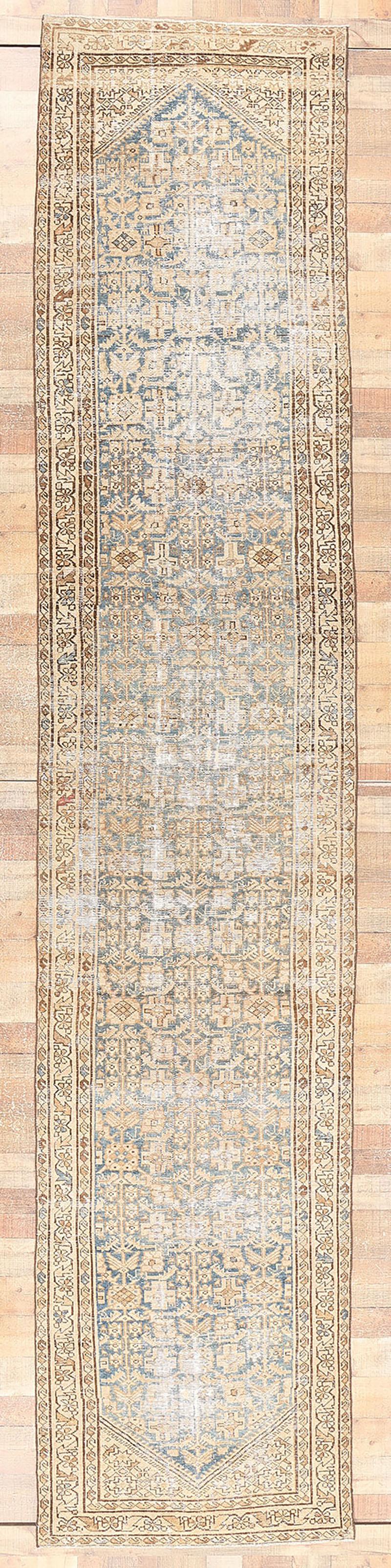 Antique-Worn Persian Malayer Rug, Relaxed Refinement Meets Quiet Sophistication For Sale 3