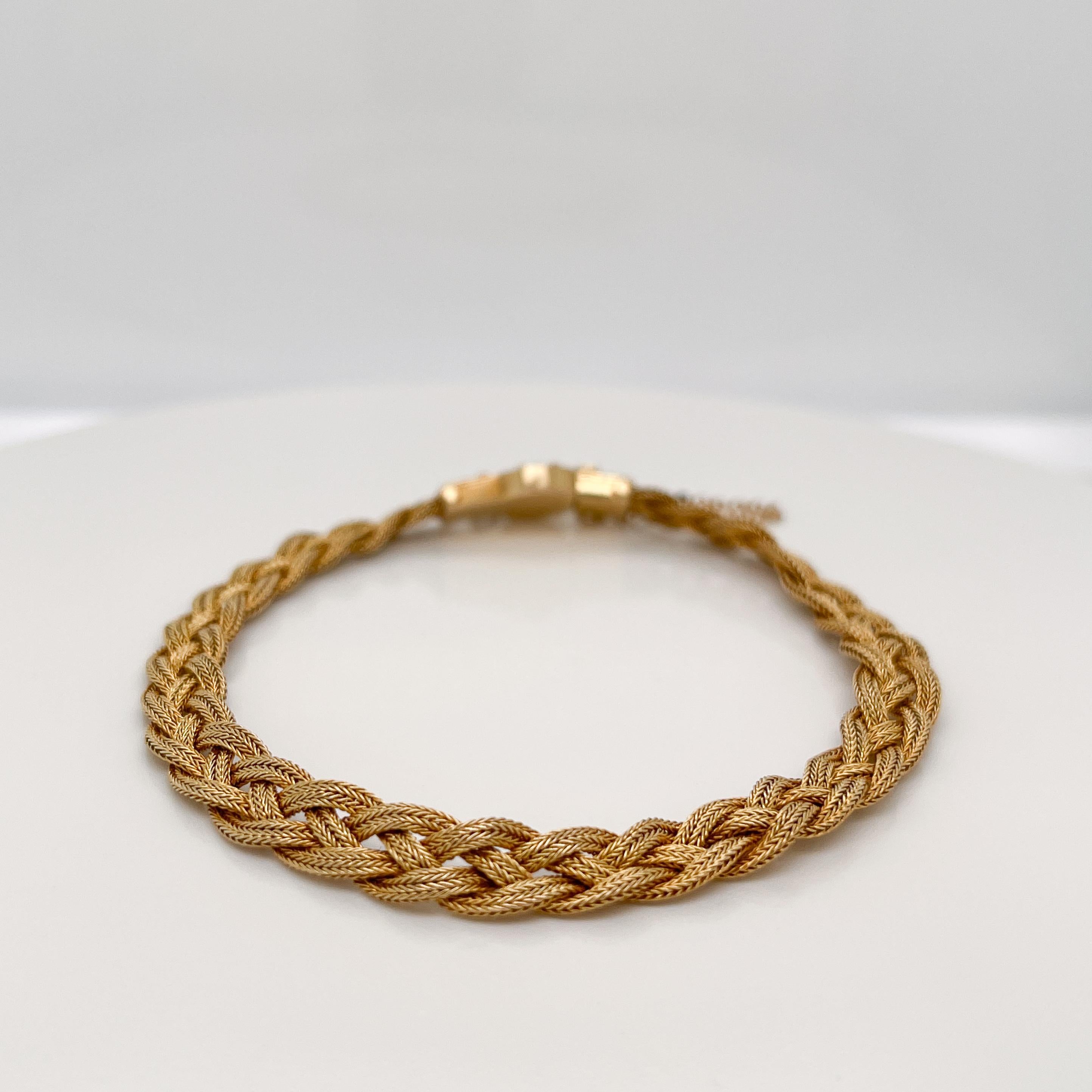 Antikes gewebtes Armband aus 14 Karat Gold im etruskischen Stil (Neoetruskisch) im Angebot