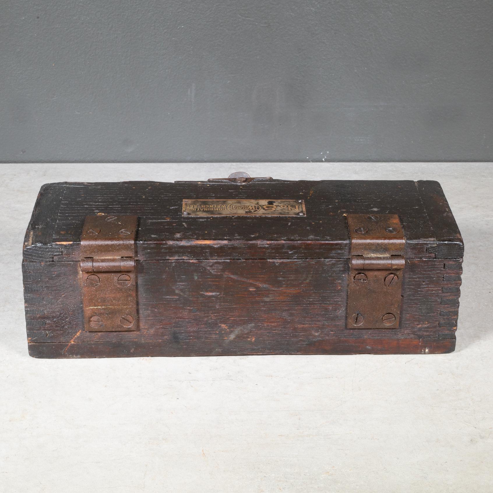 Antique Wrench Set Box c.1918-1927 In Good Condition For Sale In San Francisco, CA