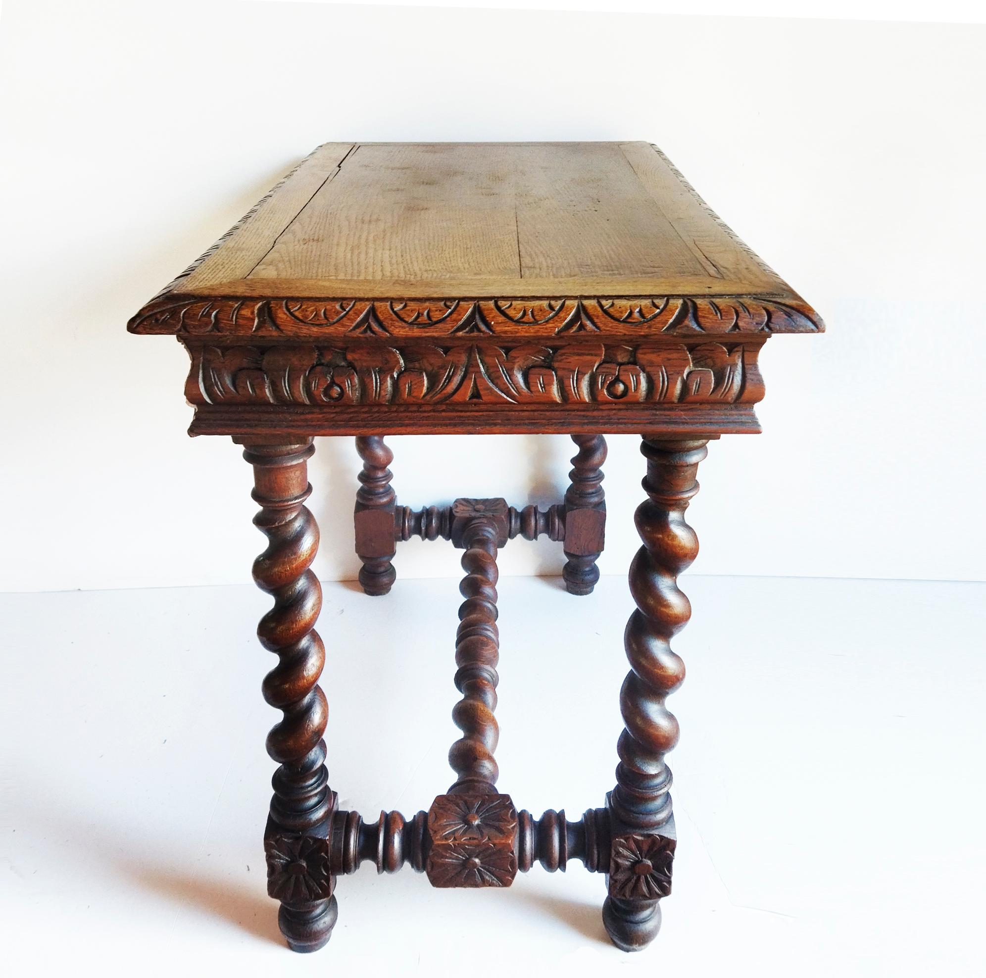 Chêne Table à écrire ancienne pour bibliothèque  18ème siècle  France en vente