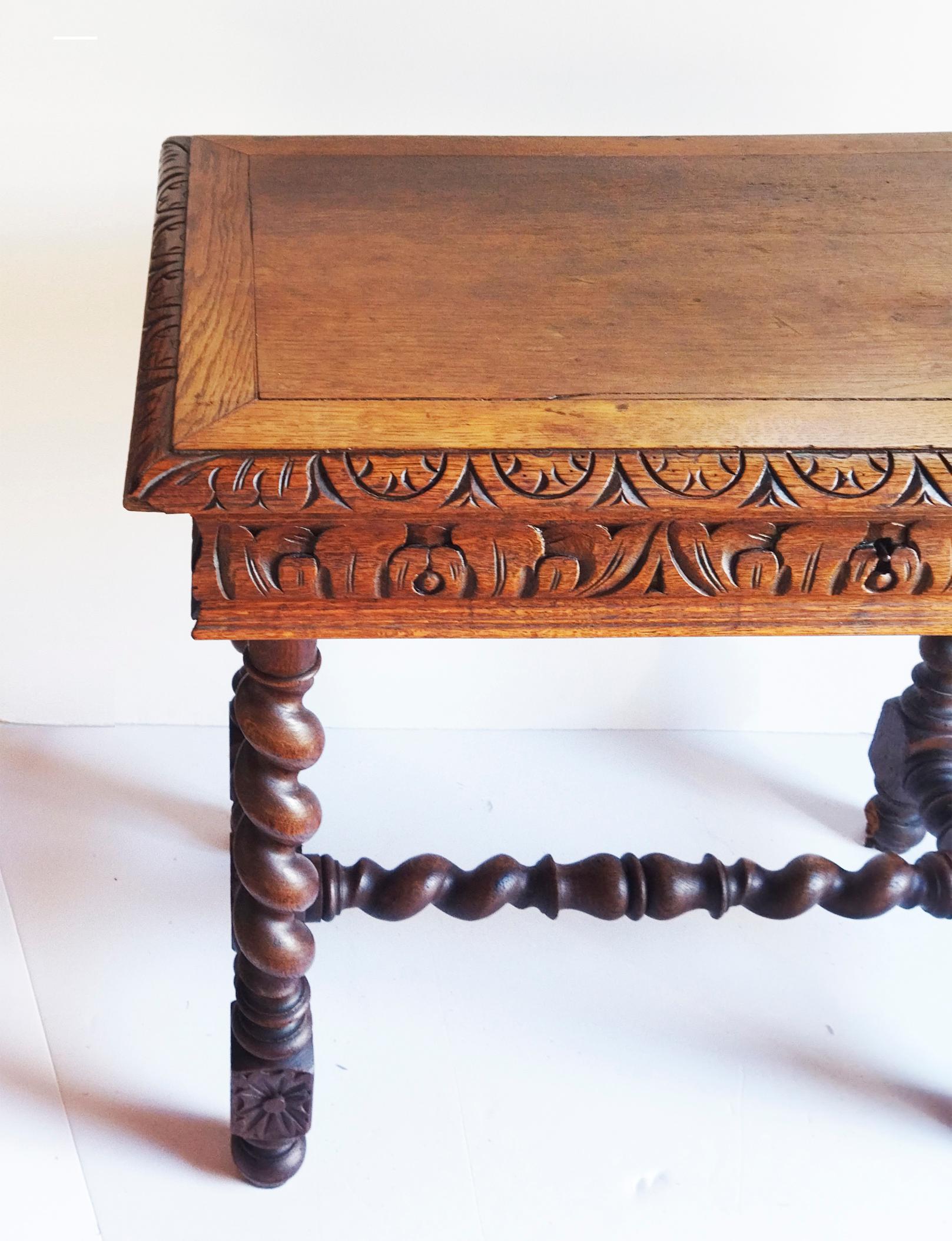 Table à écrire ancienne pour bibliothèque  18ème siècle  France en vente 1