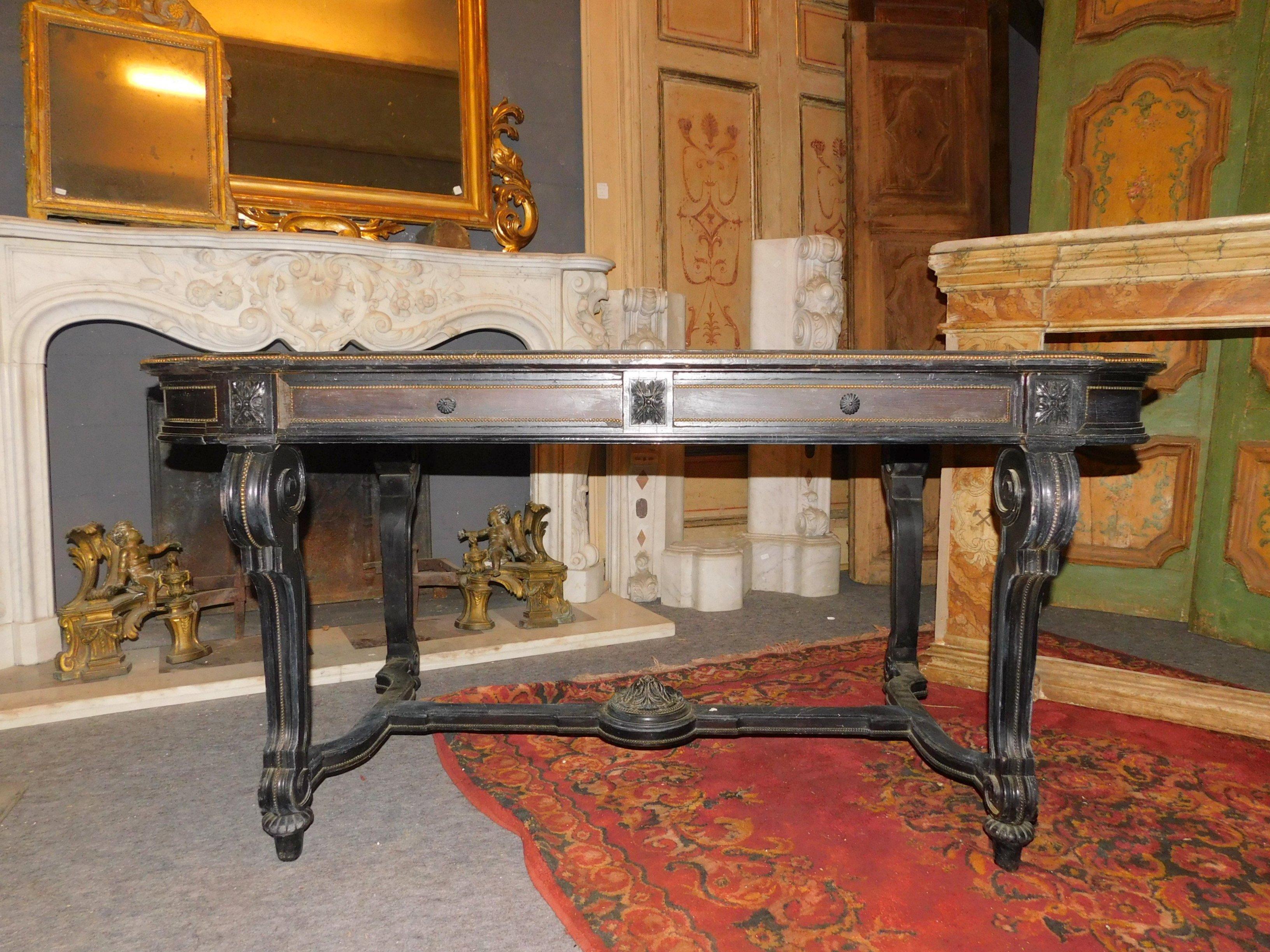 Antique Writing Table in Black Lacquered Wood, Leather and Drawers, 1800, Italy 5