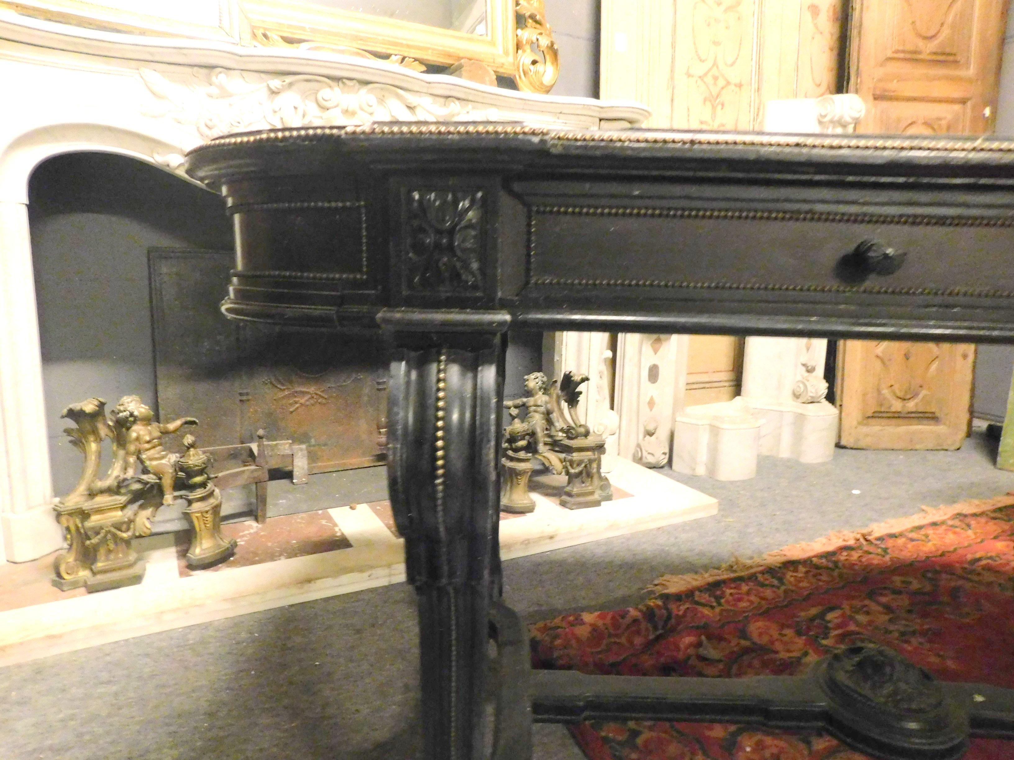 Antique Writing Table in Black Lacquered Wood, Leather and Drawers, 1800, Italy 2