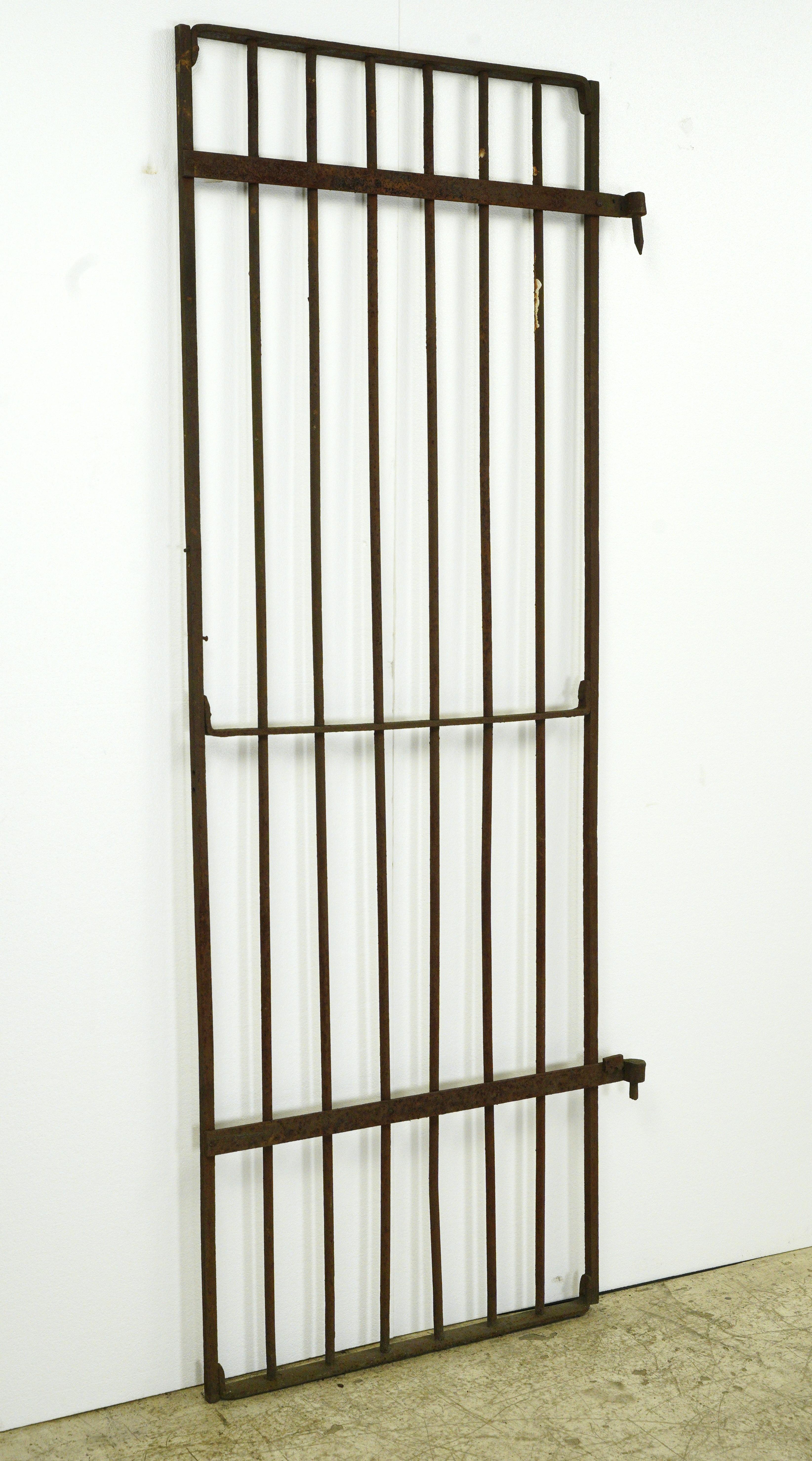 Fer forgé ancien 84,25 po. Gate de jardin haut en vente 2