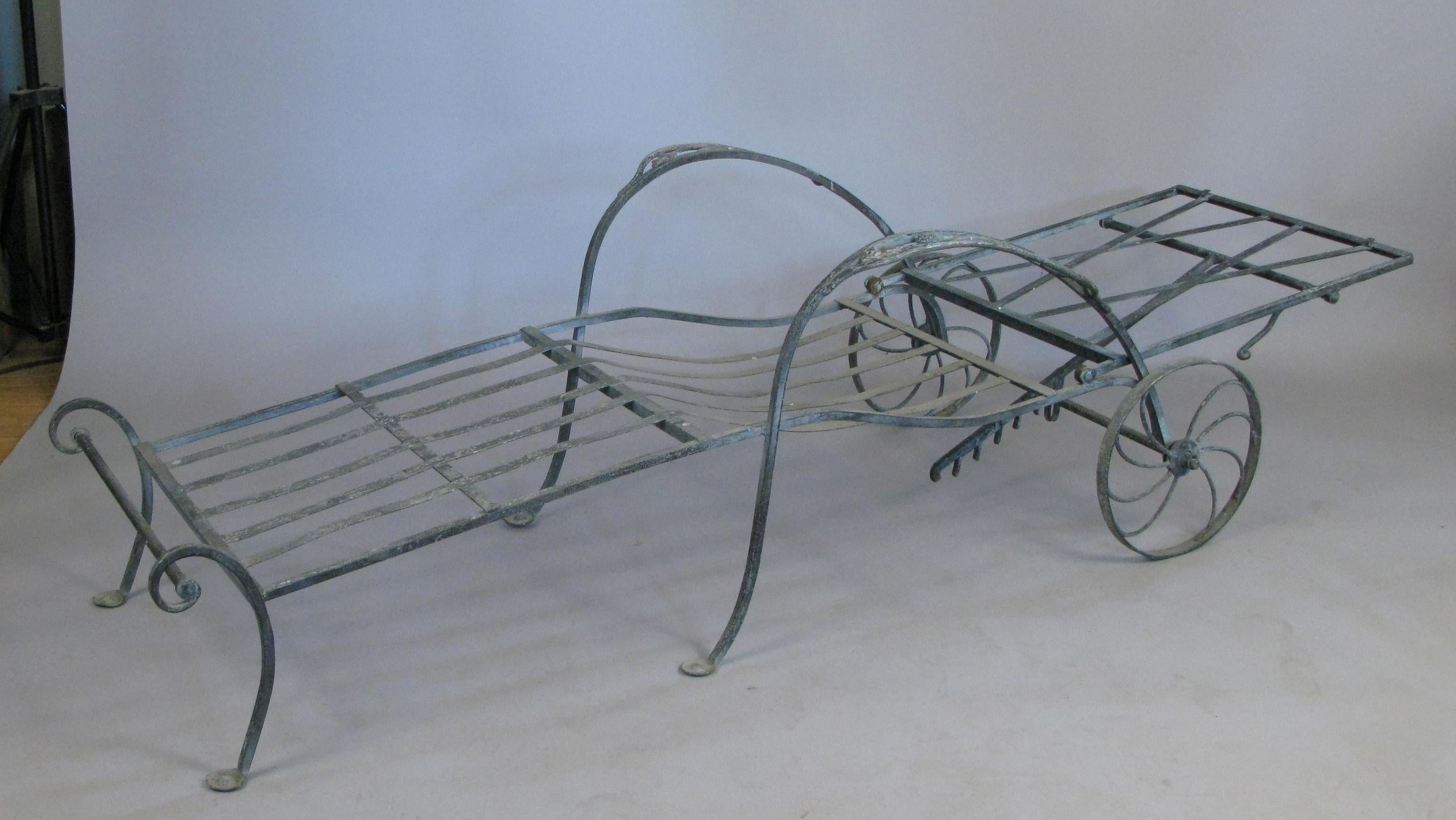 Antique Wrought Iron Adjustable Chaise Lounge by Salterini In Good Condition In Hudson, NY