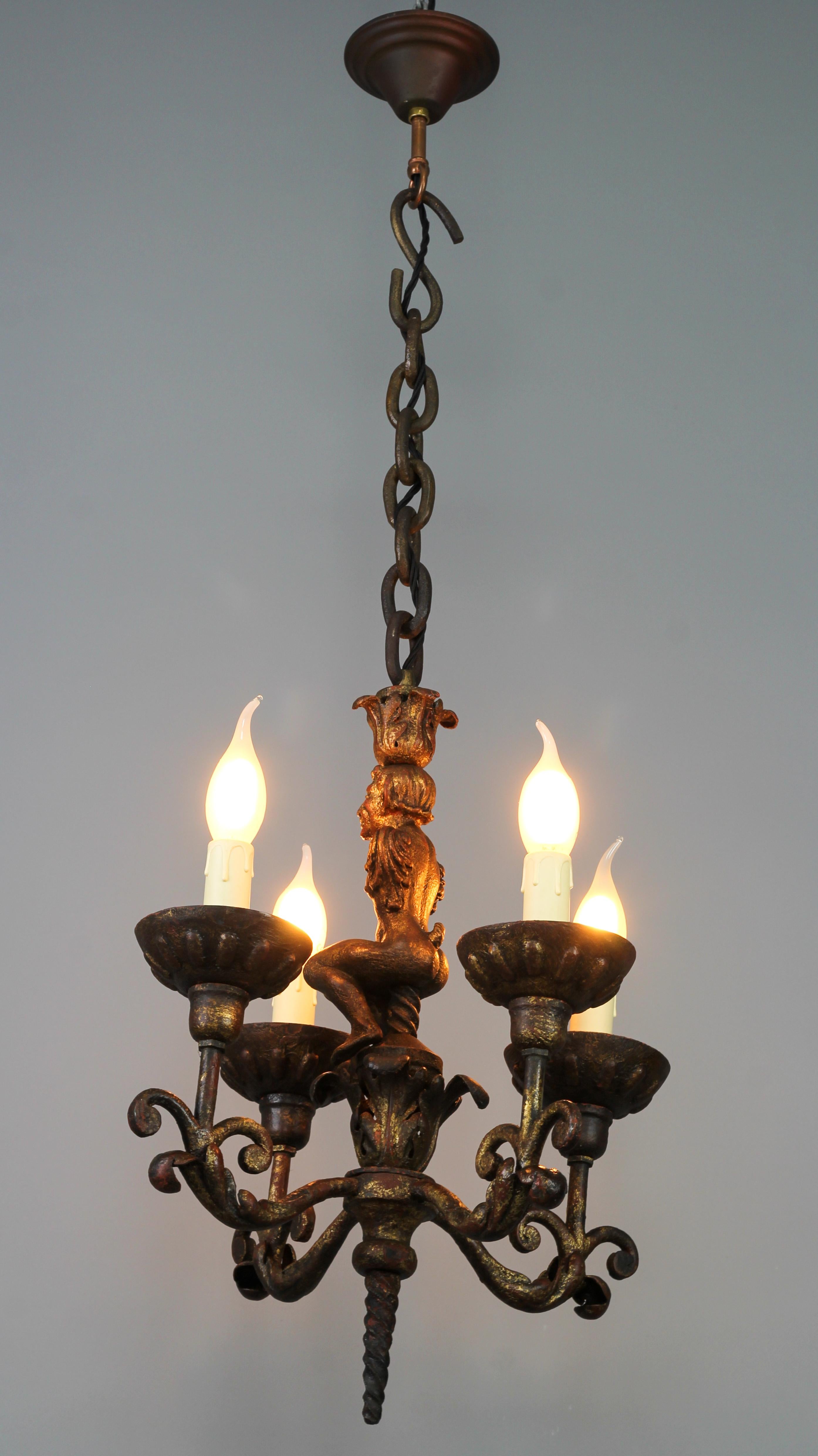 Antique Wrought Iron Baroque Style Four-Light Figural Chandelier, France In Good Condition For Sale In Barntrup, DE