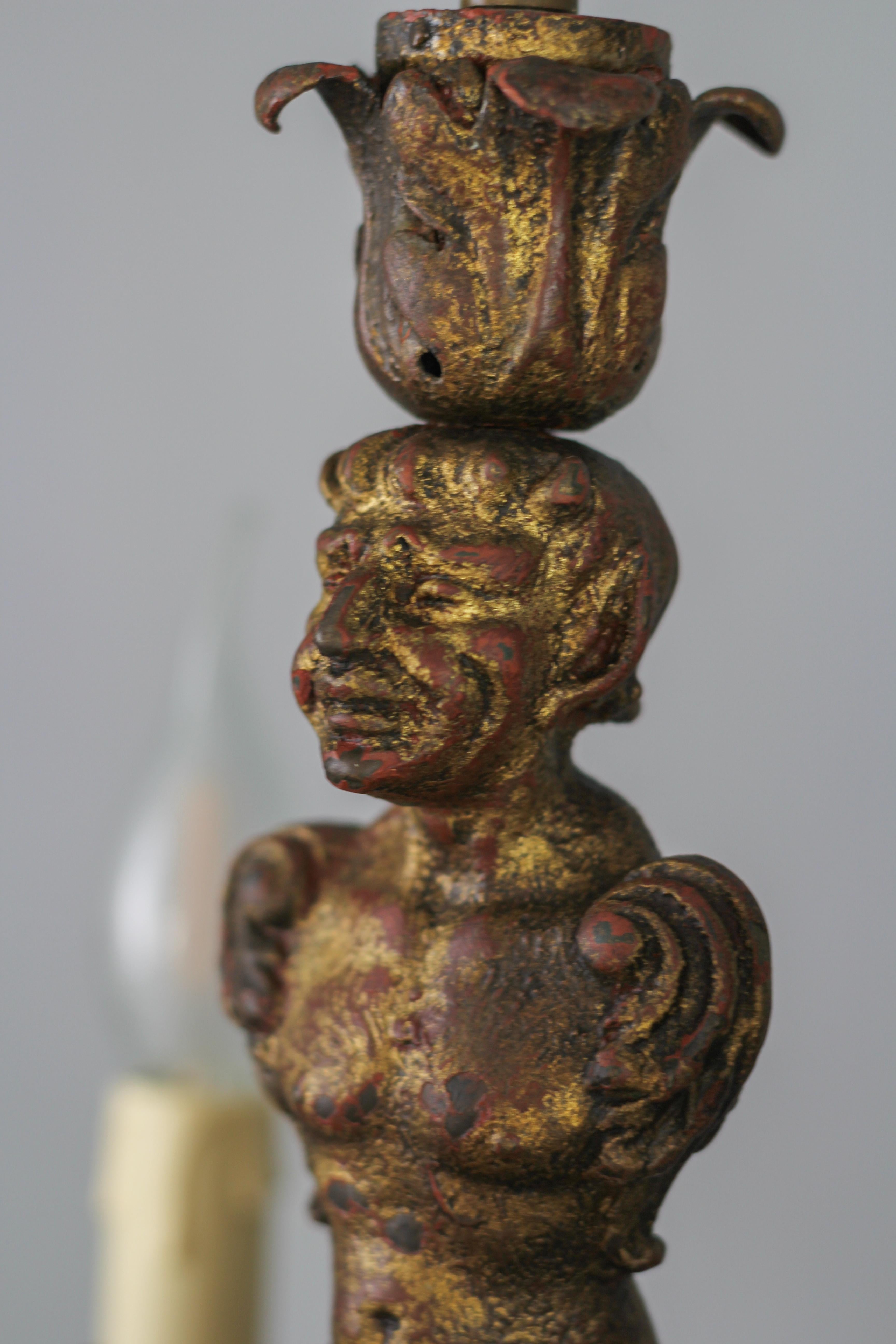 Antiker schmiedeeiserner vierflammiger figuraler Kronleuchter im Barockstil, Frankreich (Metall) im Angebot