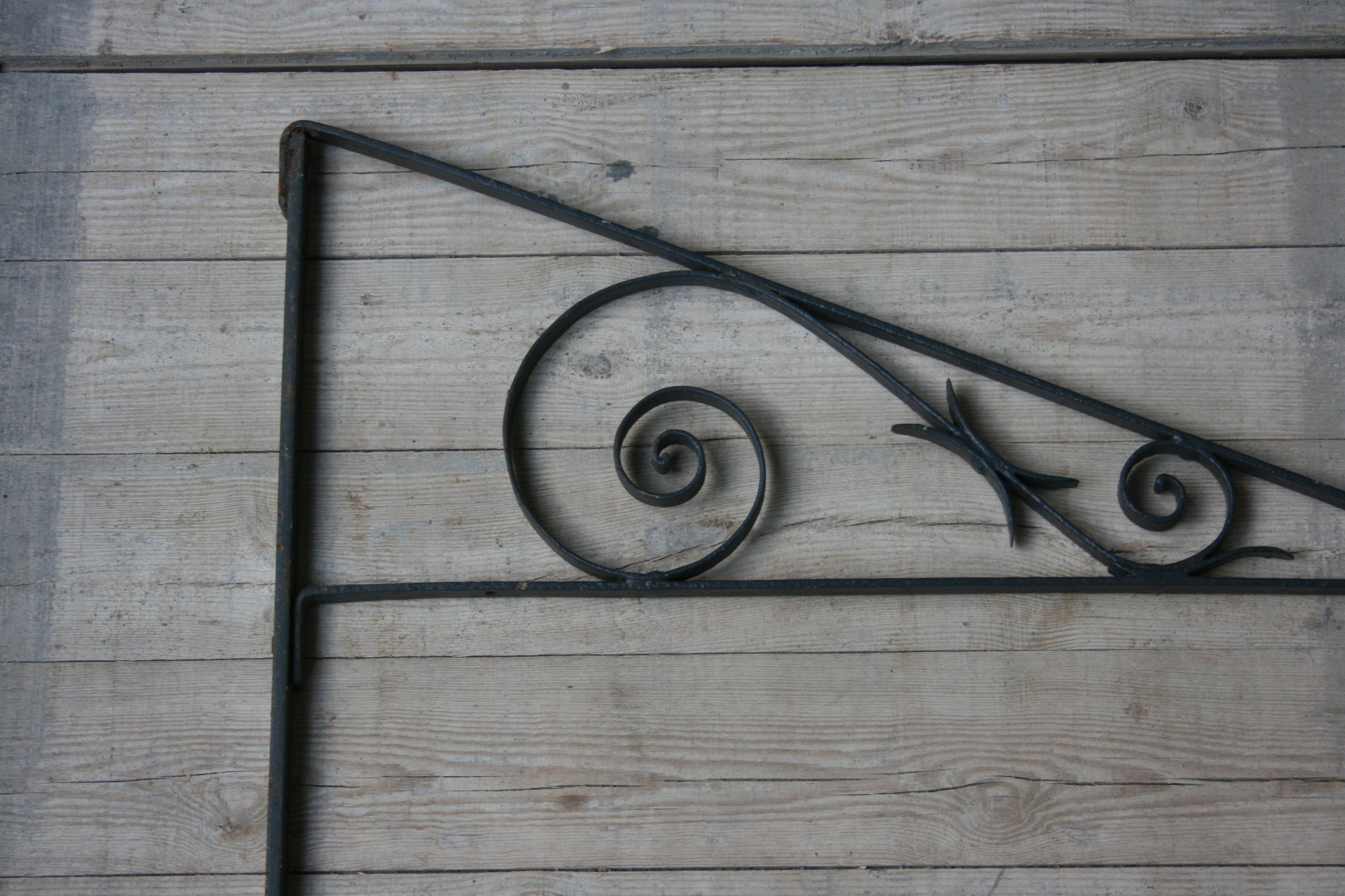 Louis Philippe Antique Wrought Iron Shop Sign Bracket, Late 19th Century For Sale