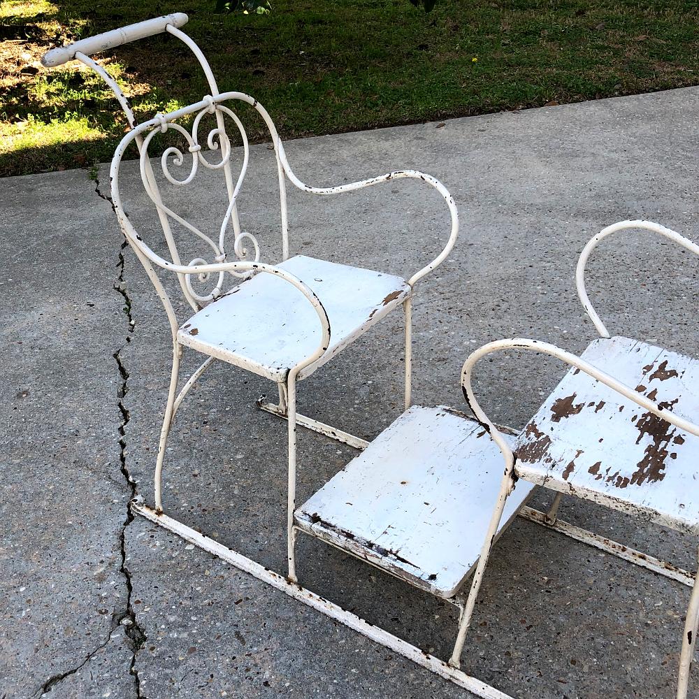 Antique Wrought Iron Sleigh in Country French Style For Sale 4