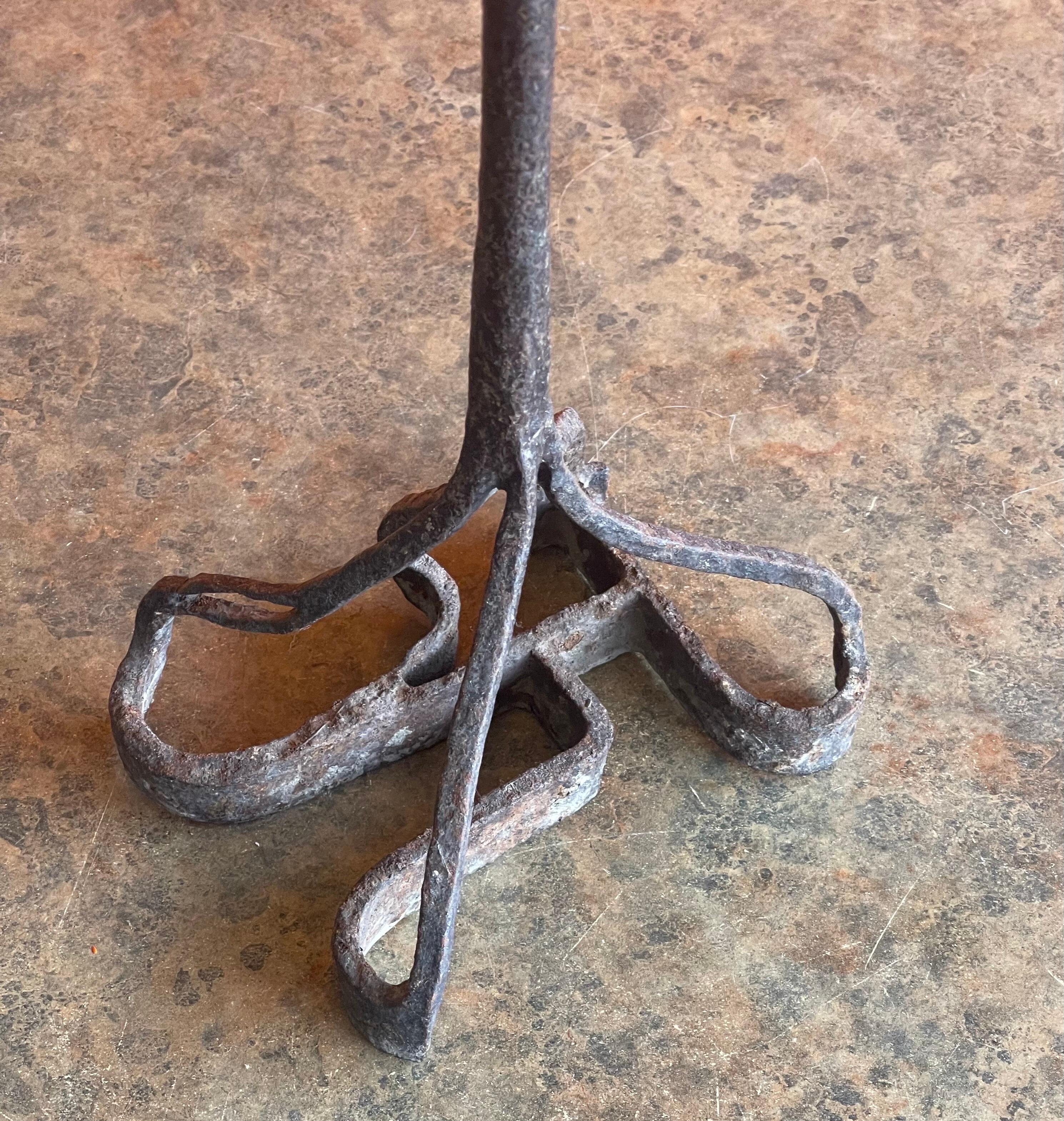 Antique Wrought Iron Western Branding Iron In Distressed Condition For Sale In San Diego, CA
