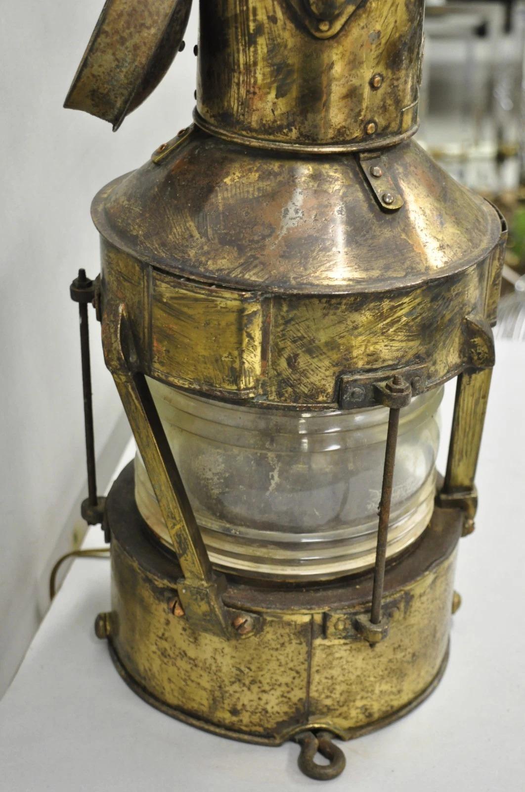 Antiguo WT George & Co Lámpara de mesa convertida en farol marítimo inglés de cobre en venta 7