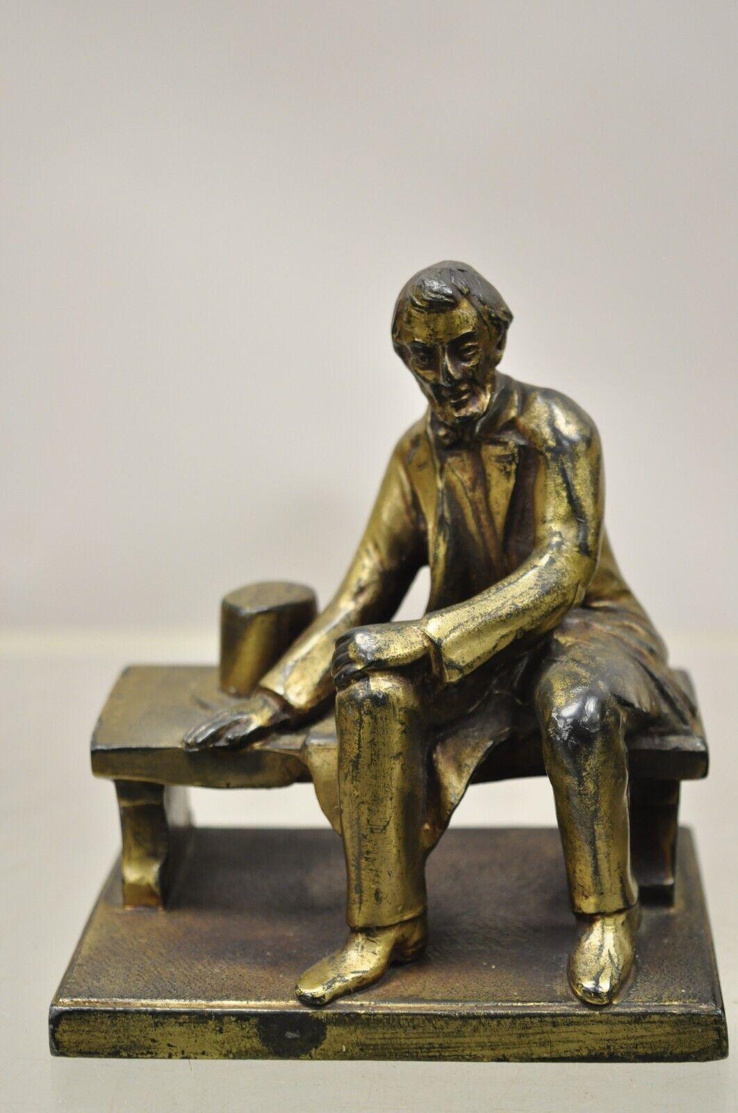 American Classical Antique W.V. Egbert Co. Seated Abraham Abe Lincoln Metal Bronze Bookends For Sale
