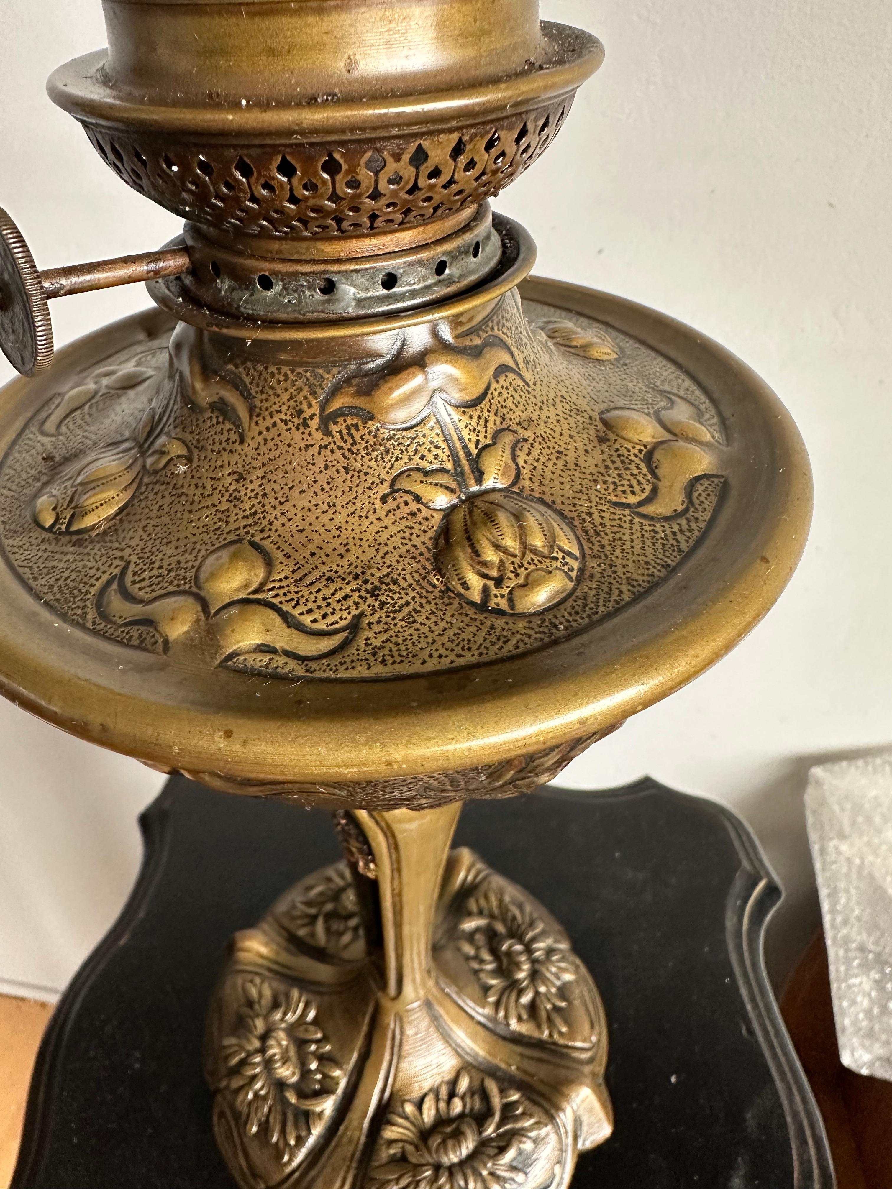 Antike W&W Kosmos Bronze-Öllampe - CIRCA 1900 - Exquisites Jugendstil-Design im Angebot 2