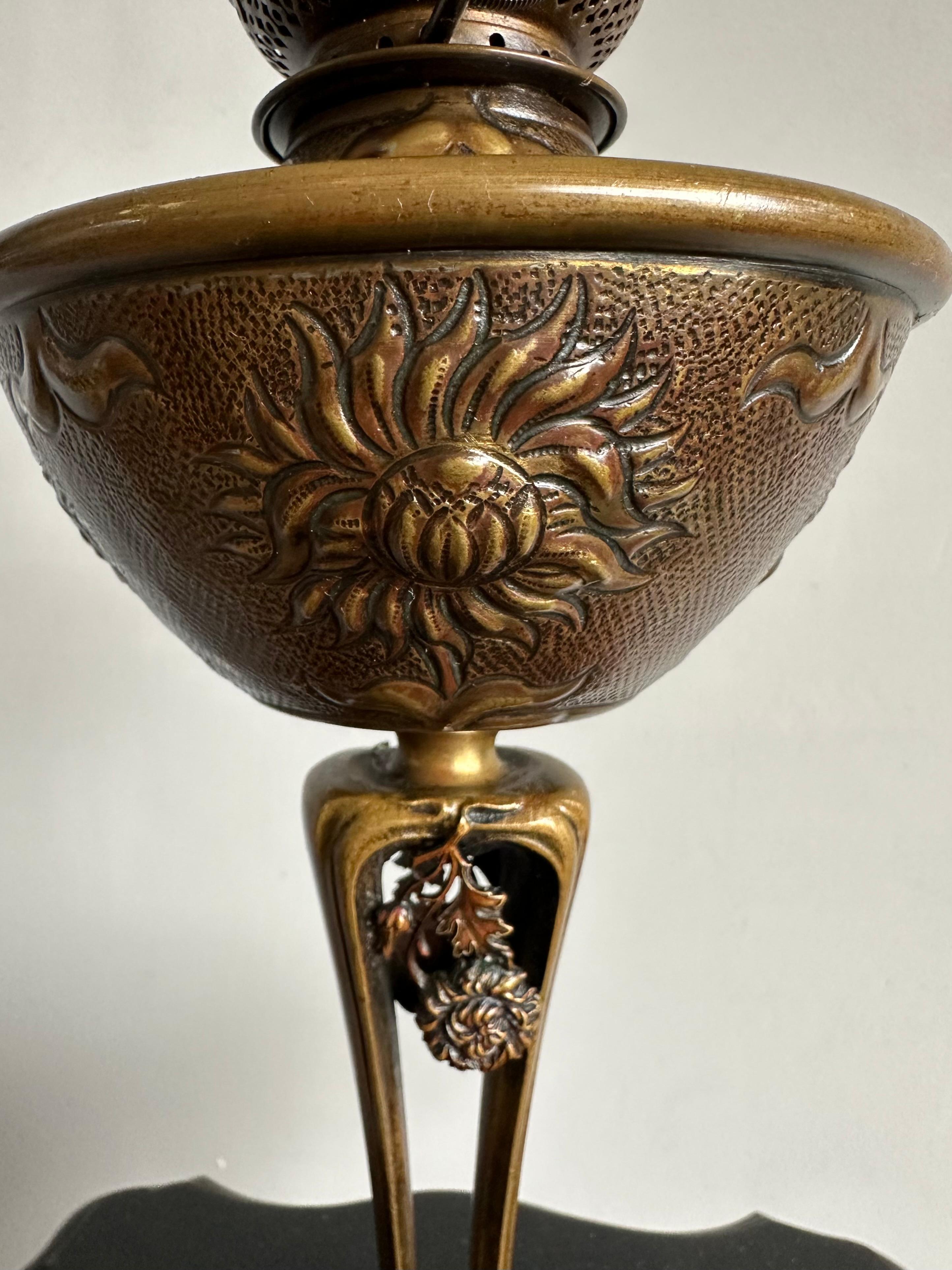 Antike W&W Kosmos Bronze-Öllampe - CIRCA 1900 - Exquisites Jugendstil-Design im Angebot 1