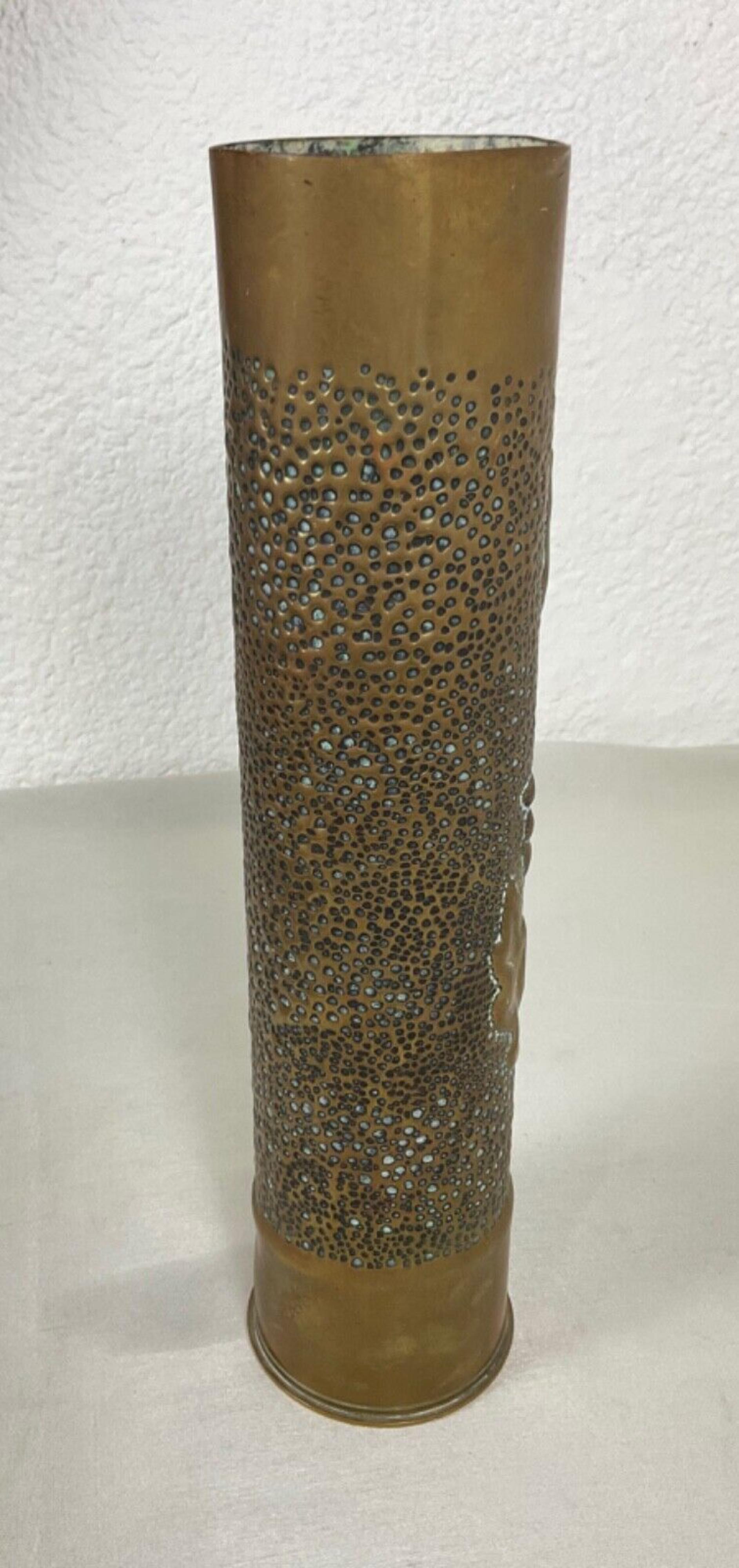 Antike WW1 1916 Trench Art Shell Fall - Eiche Blatt und Eichel Design - 2Y494 (Frühes 20. Jahrhundert) im Angebot