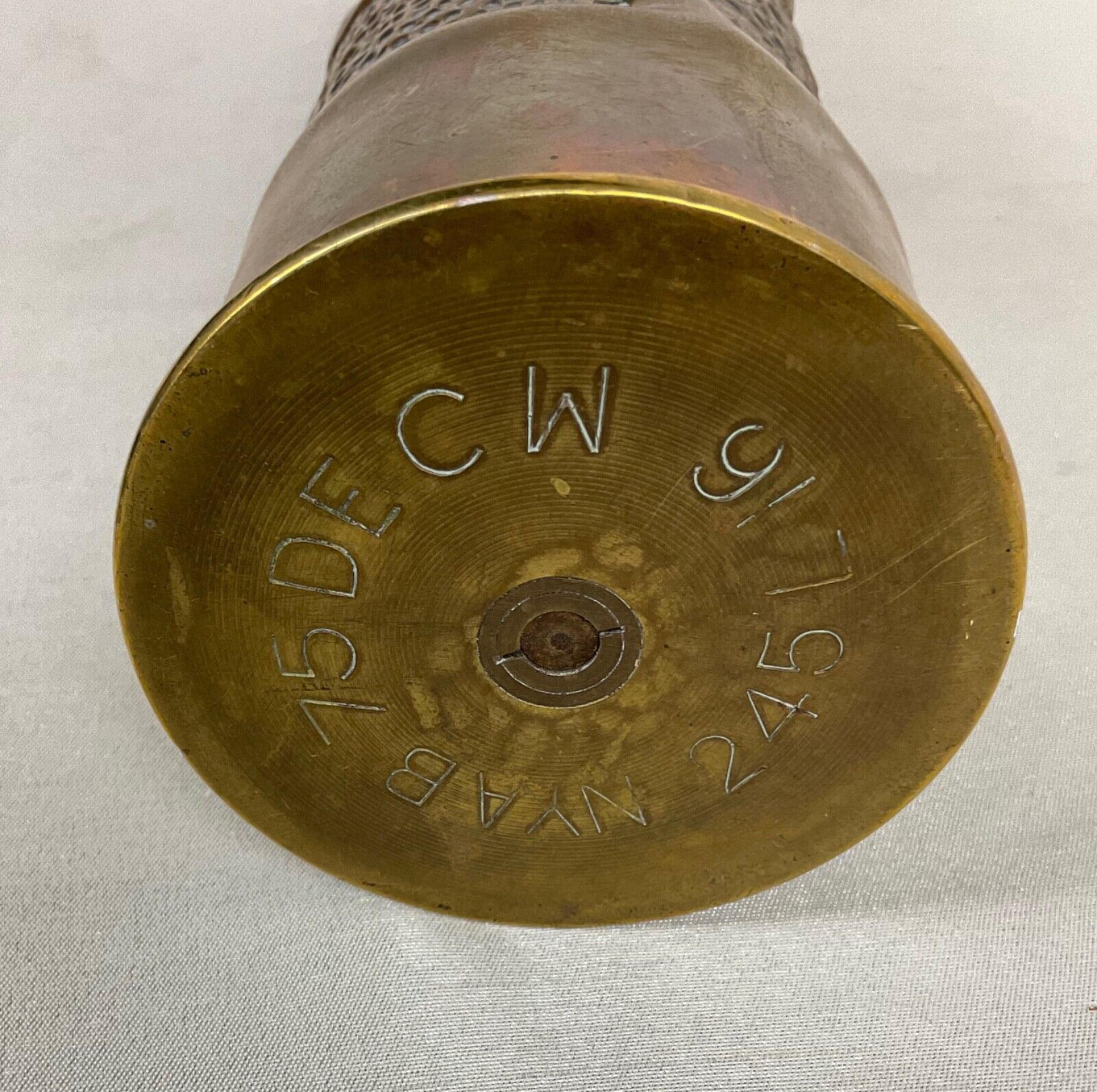 Antike WW1 1916 Trench Art Shell Fall - Eiche Blatt und Eichel Design - 2Y494 im Angebot 1