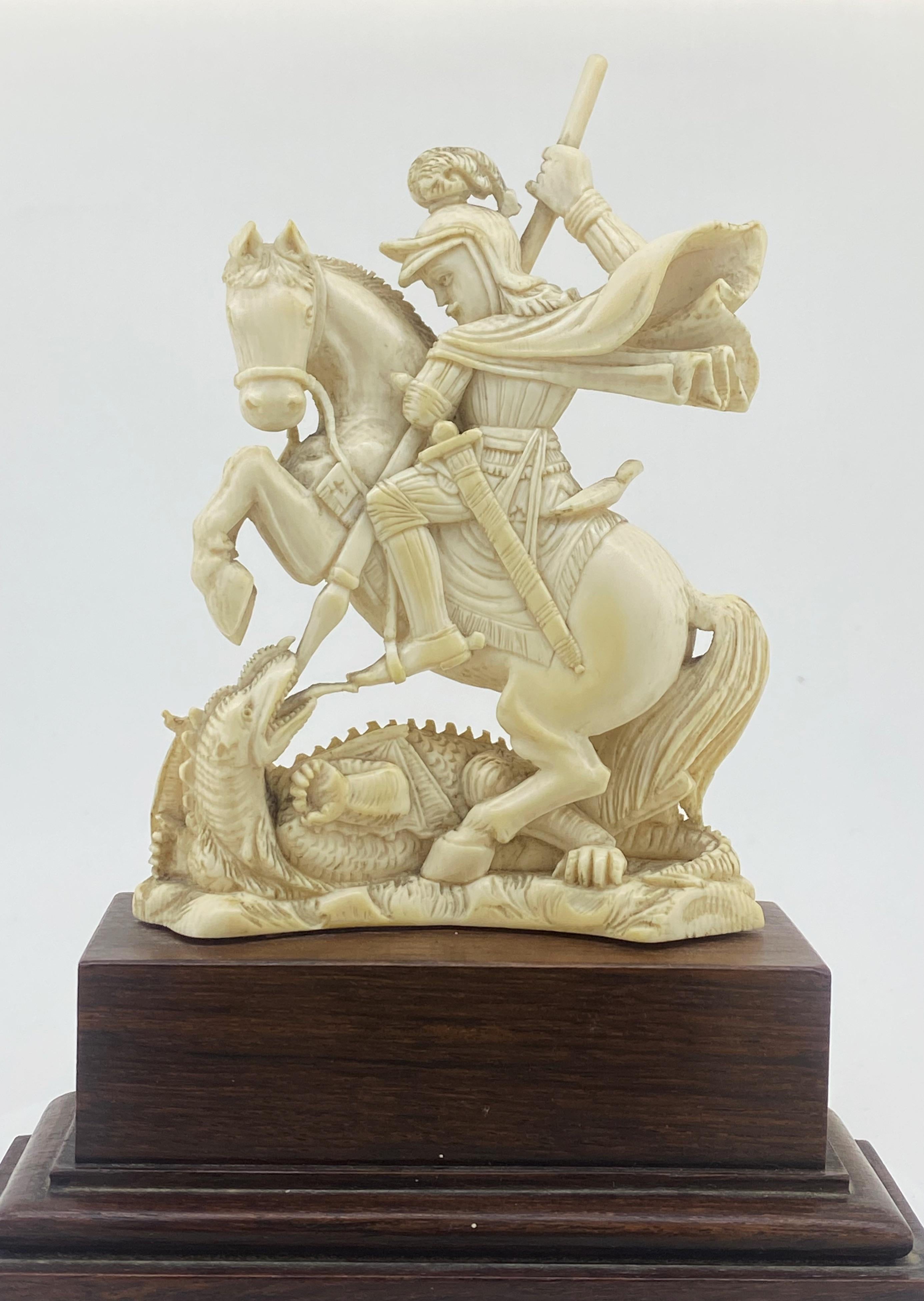 Women's or Men's Antique XIXc Indian Natural Carving of St George Slaying a Dragon. Dieppe Style. For Sale