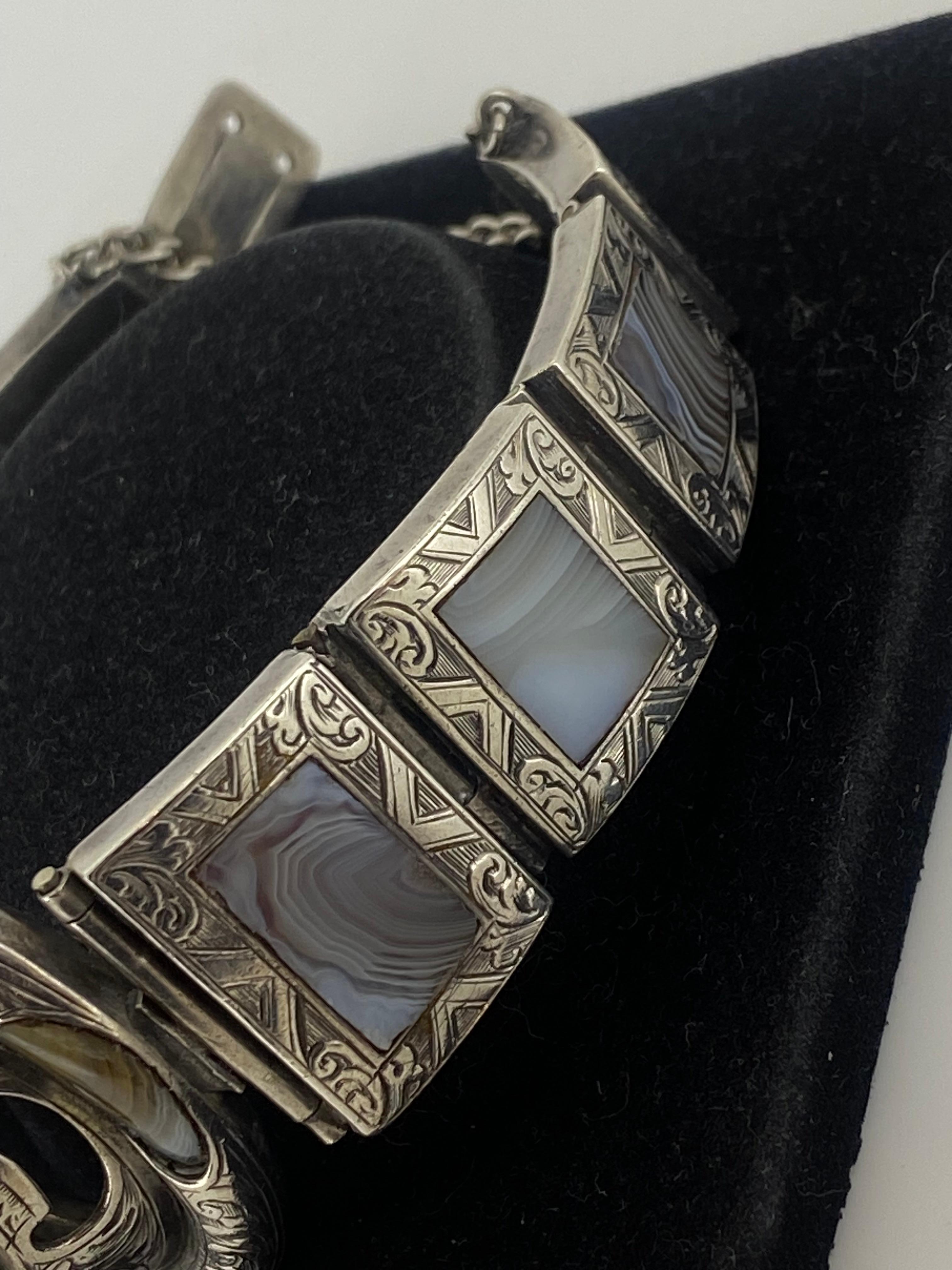 Antique XIXc Scottish Silver Natural Citrine, Jasper, Banded Agate Bracelet For Sale 3