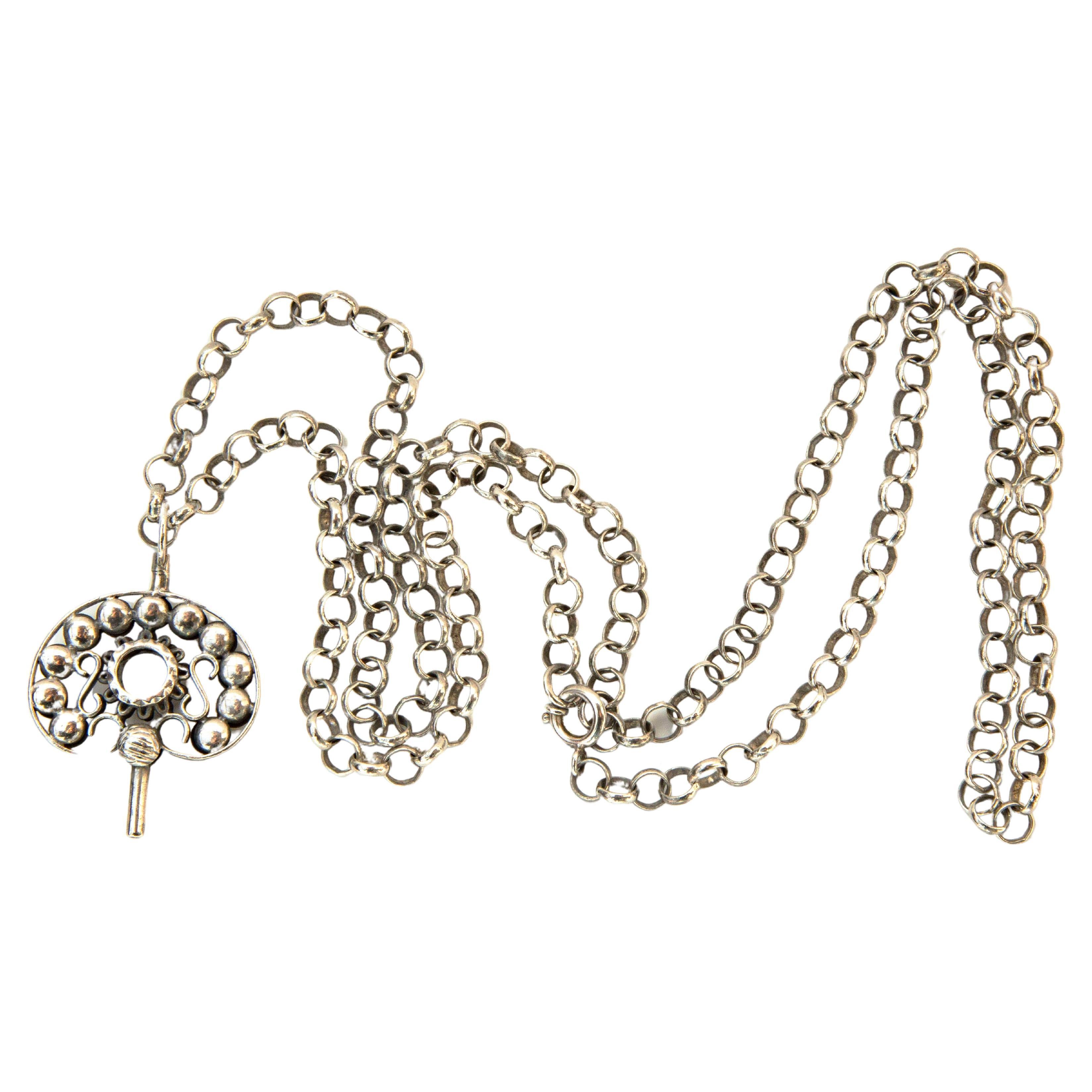 Antique XL 835 Silver Jasseron Necklace (80 cm) with Antique Silver Watch Key For Sale