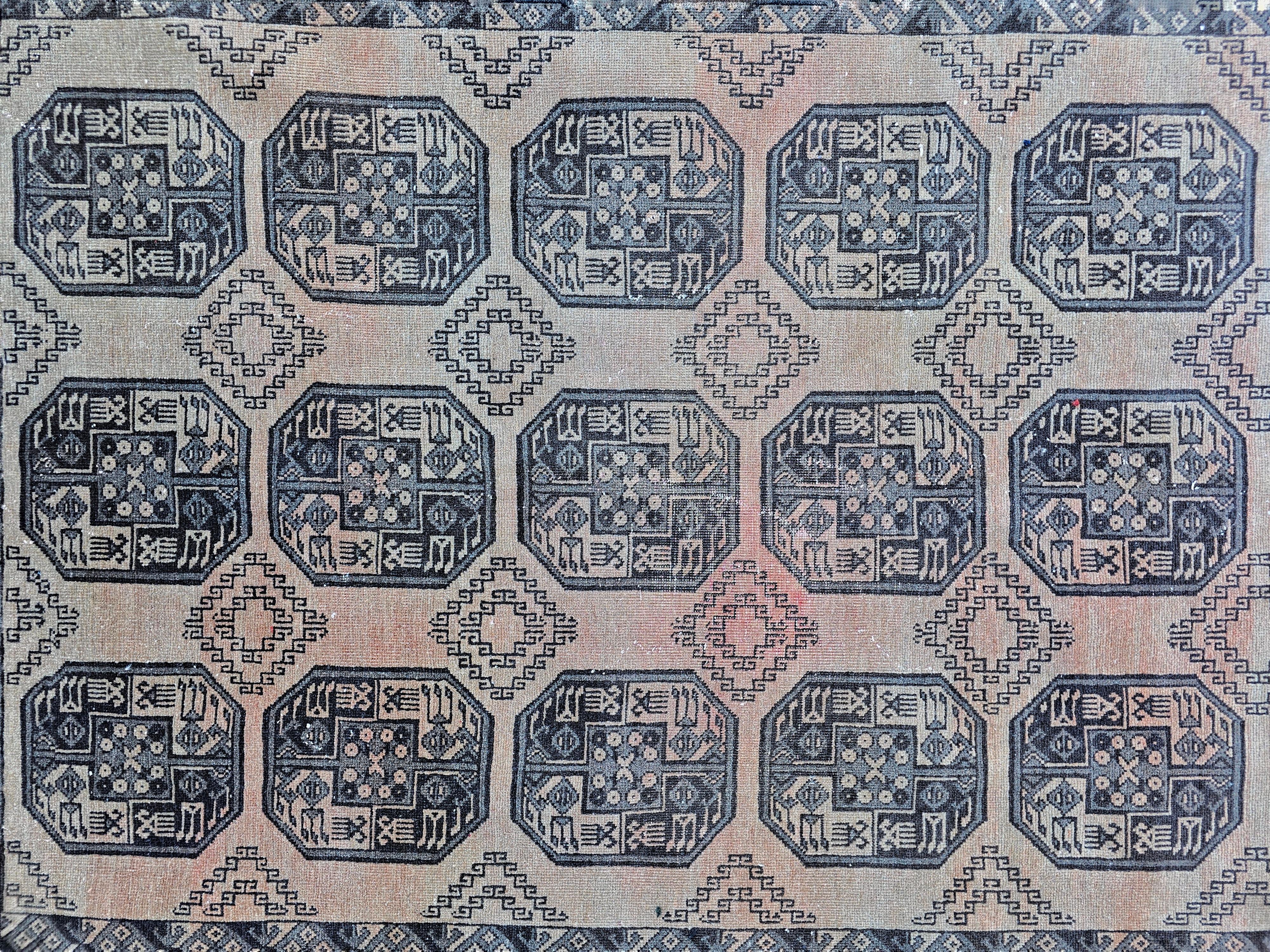 Antigua alfombra XL afgana Ersari, anudada a mano en Turkmenistán en la década de 1920 Islámico en venta
