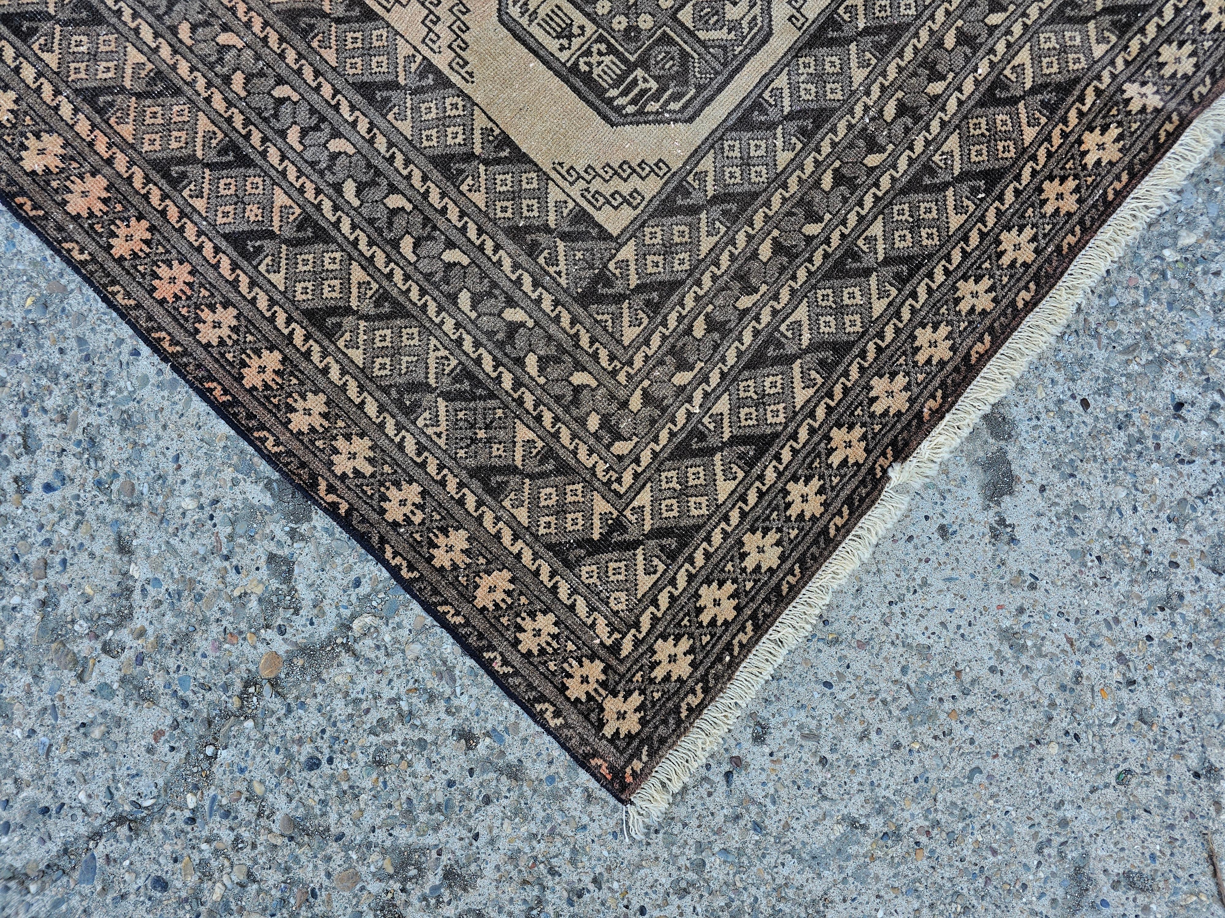 Antigua alfombra XL afgana Ersari, anudada a mano en Turkmenistán en la década de 1920 Turkmeno en venta