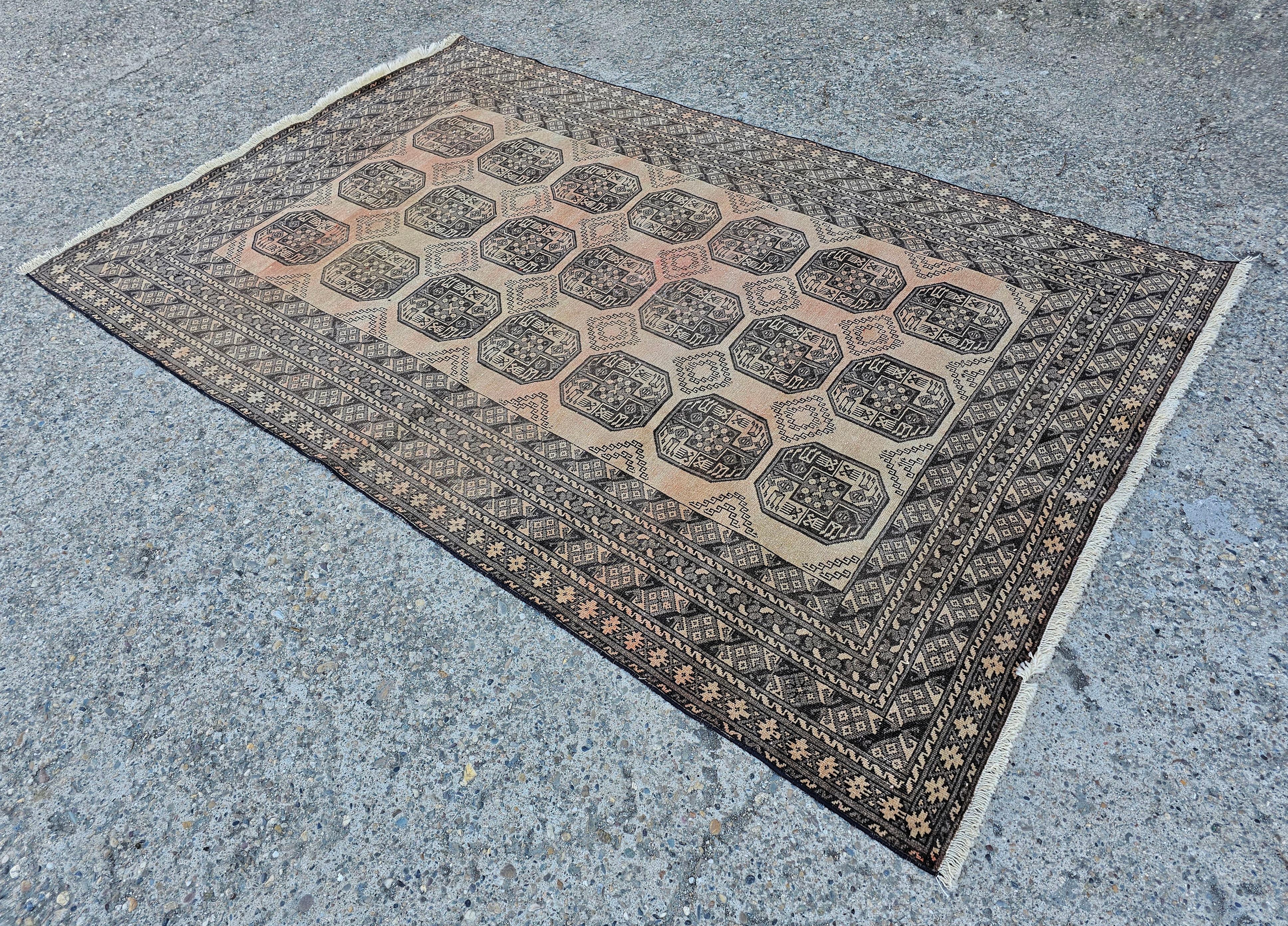 Antigua alfombra XL afgana Ersari, anudada a mano en Turkmenistán en la década de 1920 principios del siglo XX en venta