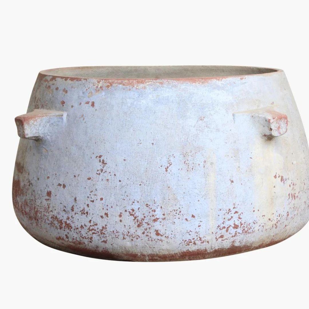 Hand-Carved Antique XXL Stone Water Reservoir Pot, Handcrafted in India, 19th Century For Sale
