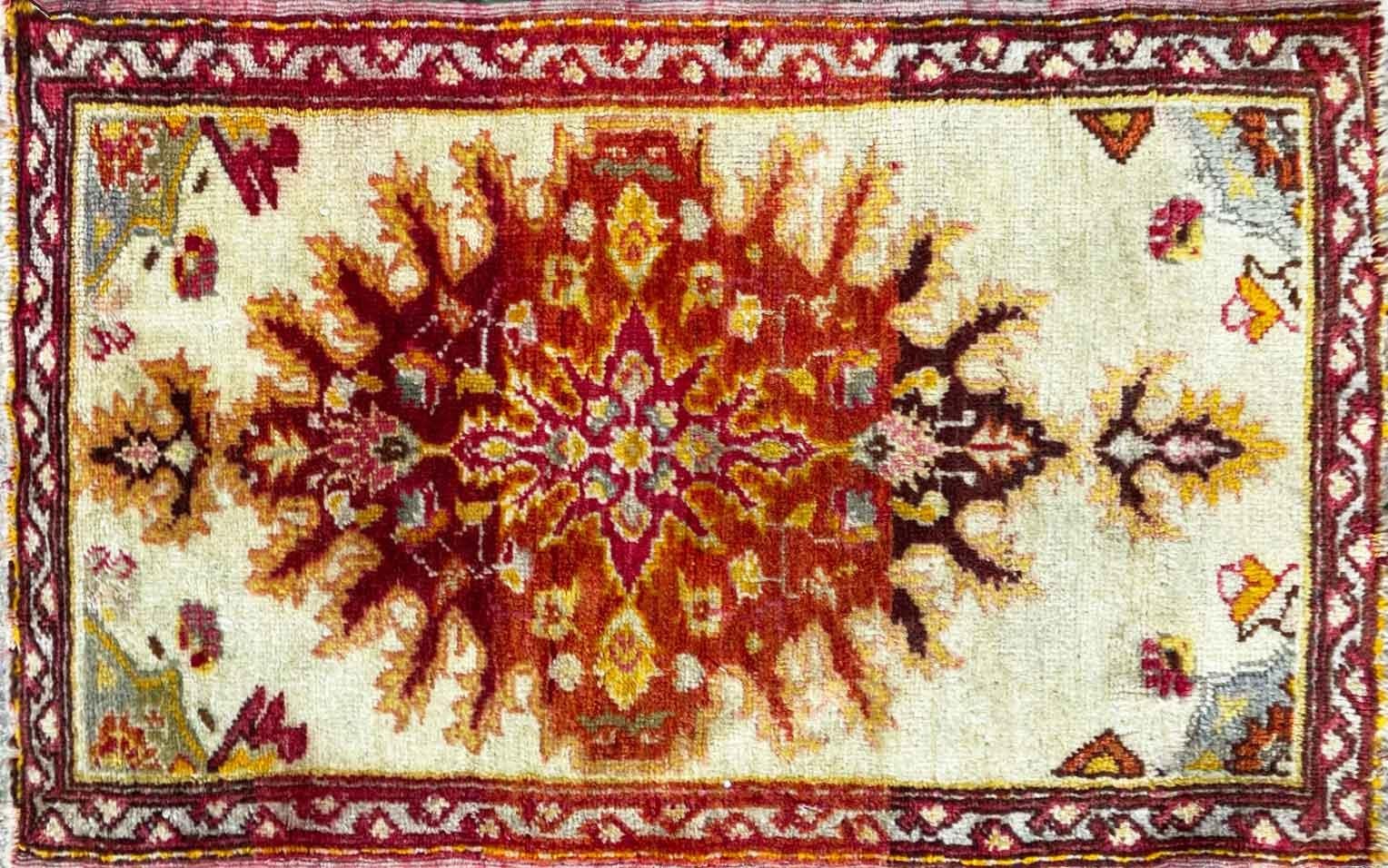 Explore the legacy of Anatolian rugs, a term that encompasses the rich tapestry of carpets woven in Anatolia and its surrounding regions. Geographically, this area aligns with the historical dominion of the Ottoman Empire, a territory where the art