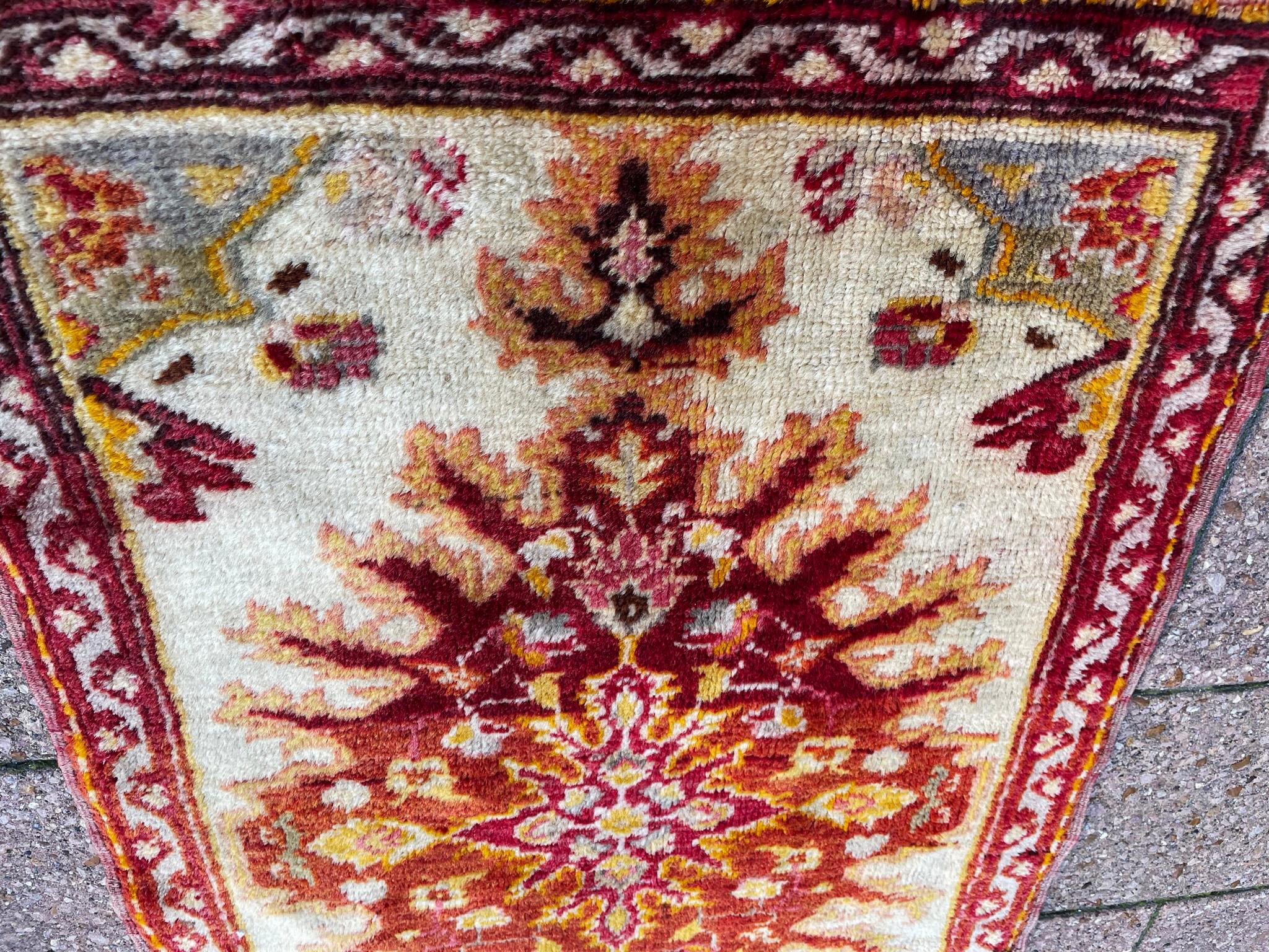 Hand-Knotted Antique Yastik Turkish Anatolian Rug, The Sun   For Sale
