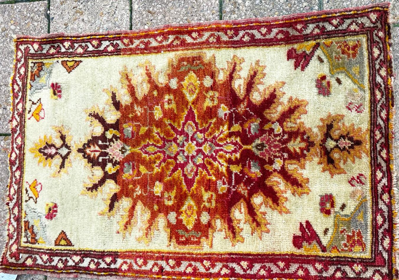 Antique Yastik Turkish Anatolian Rug, The Sun   For Sale 1