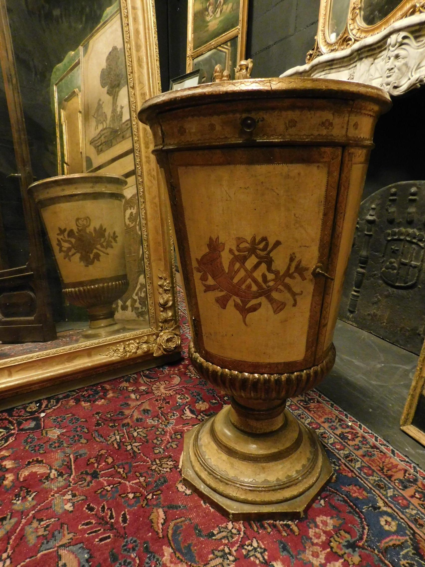 Antique yellow and gold lacquered wooden nightstand or cabinet, 1800, France, with openable door and key lock, large and elegant with pure gold and typical designs of the period.