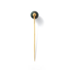 Yellow Gold 18k Star on Jasper Sphere Pin Early 20th Century