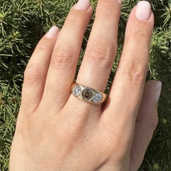 Antikes Gelbgold 3,05ctw Old Mine Cut Fancy Brown Diamond Brushed Band Ring