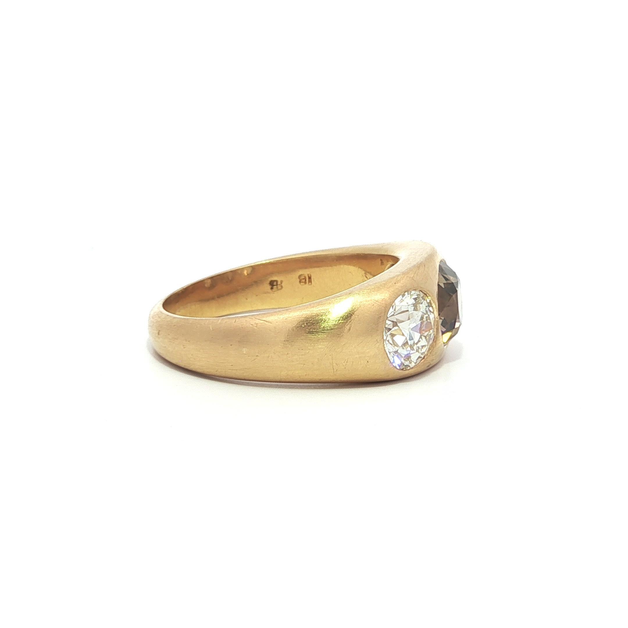 Anello a fascia spazzolato in oro giallo antico con diamanti marroni taglio Old Mine da 3,05 ct. in vendita 2