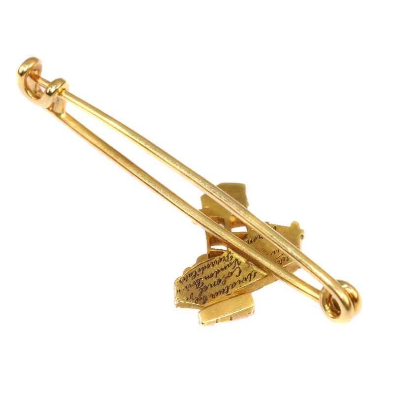 Antique Yellow Gold and Diamond Plane Pin, circa 1908, Baron Pierre de Caters In Excellent Condition For Sale In Antwerp, BE
