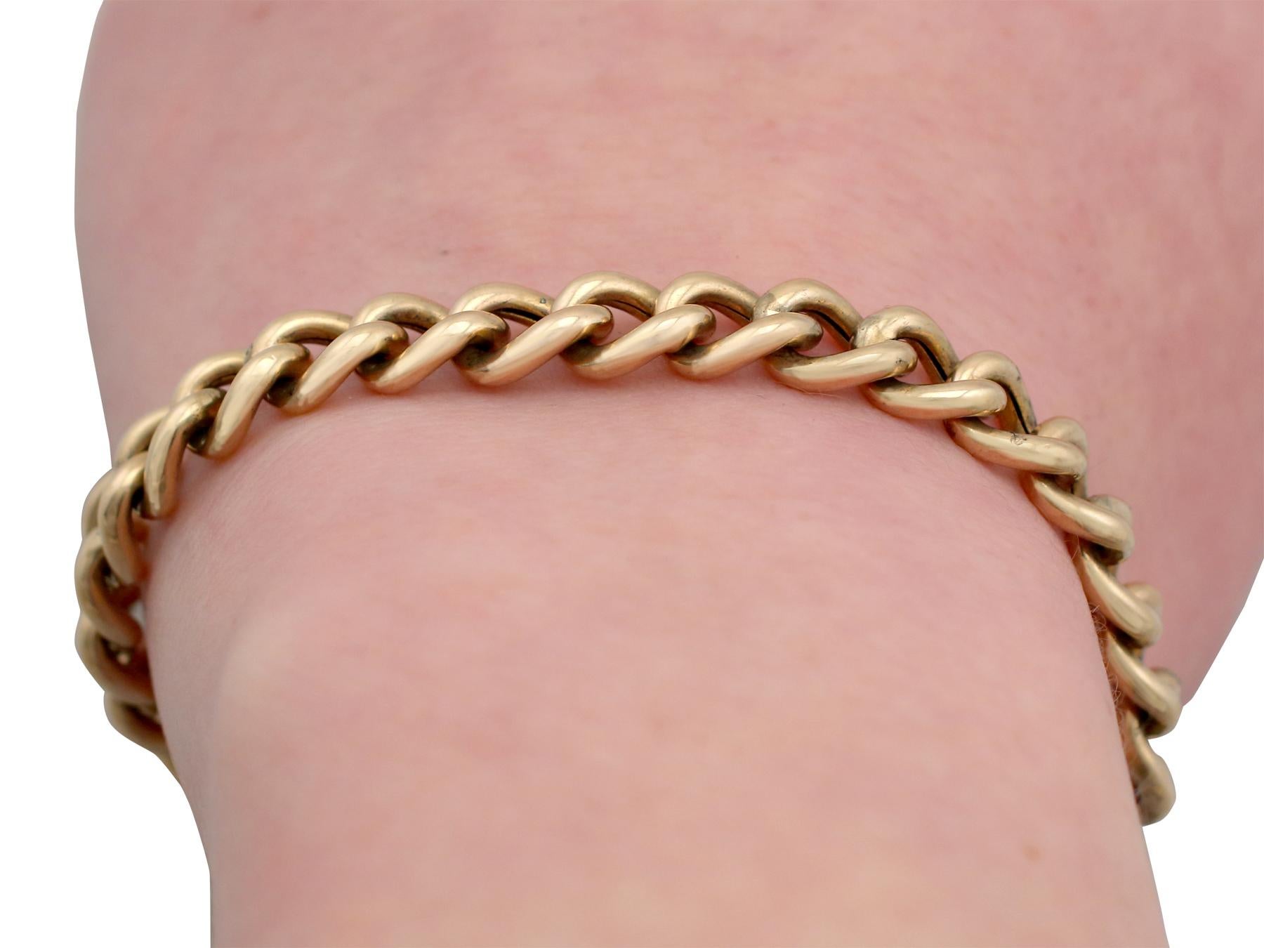 Antique 1900s Yellow Gold Curb Link Bracelet 5