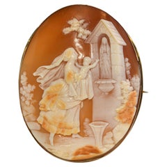 Antique Yellow Gold Frame Mother Rushing Child to Grotto Shell Cameo Brooch