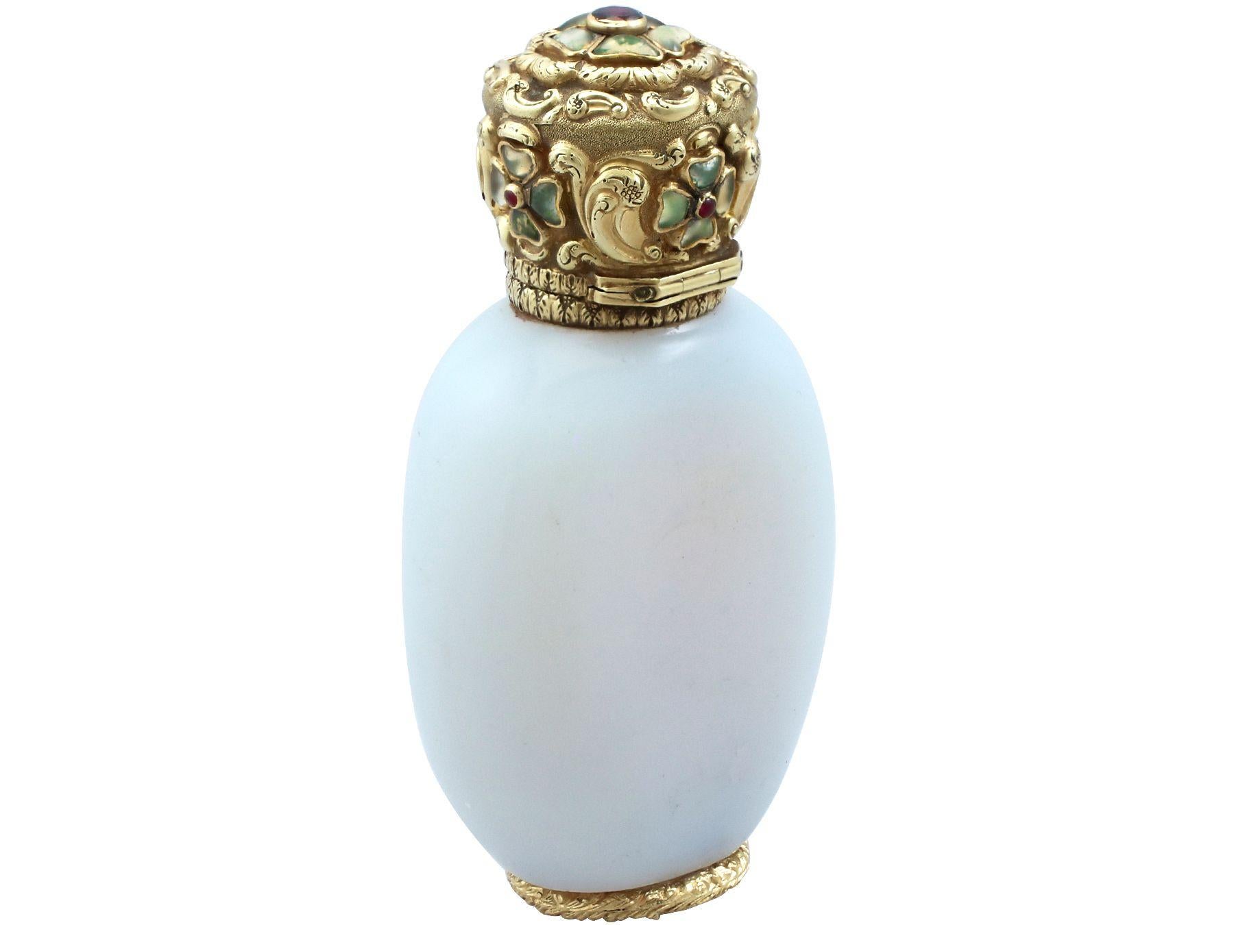 Metal Antique Yellow Gold, Garnet, Ruby, Hardstone and Glass Scent Bottle, circa 1845 For Sale