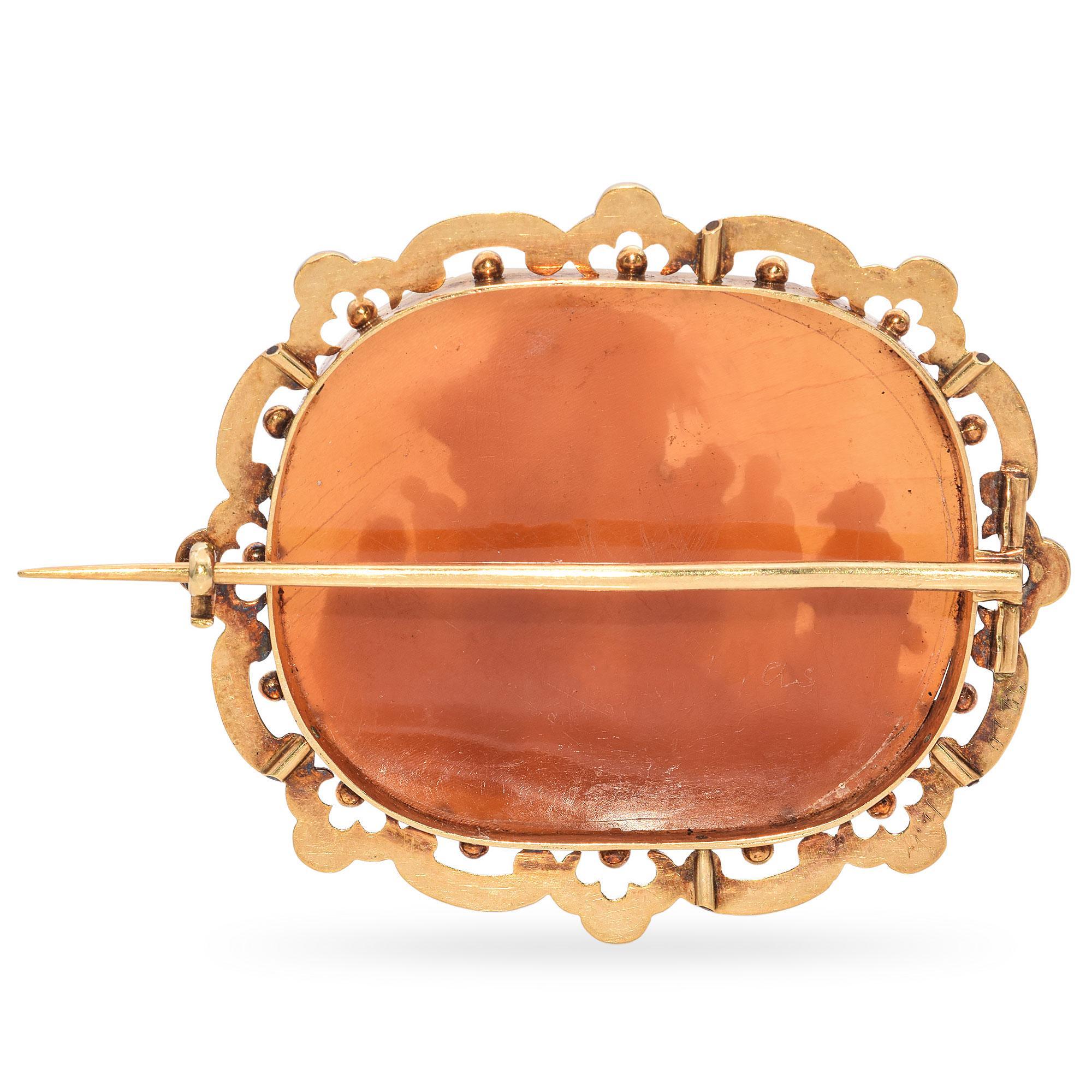 Antique Yellow Gold Moses Parting the Sea Cameo Brooch In Good Condition In New York, NY