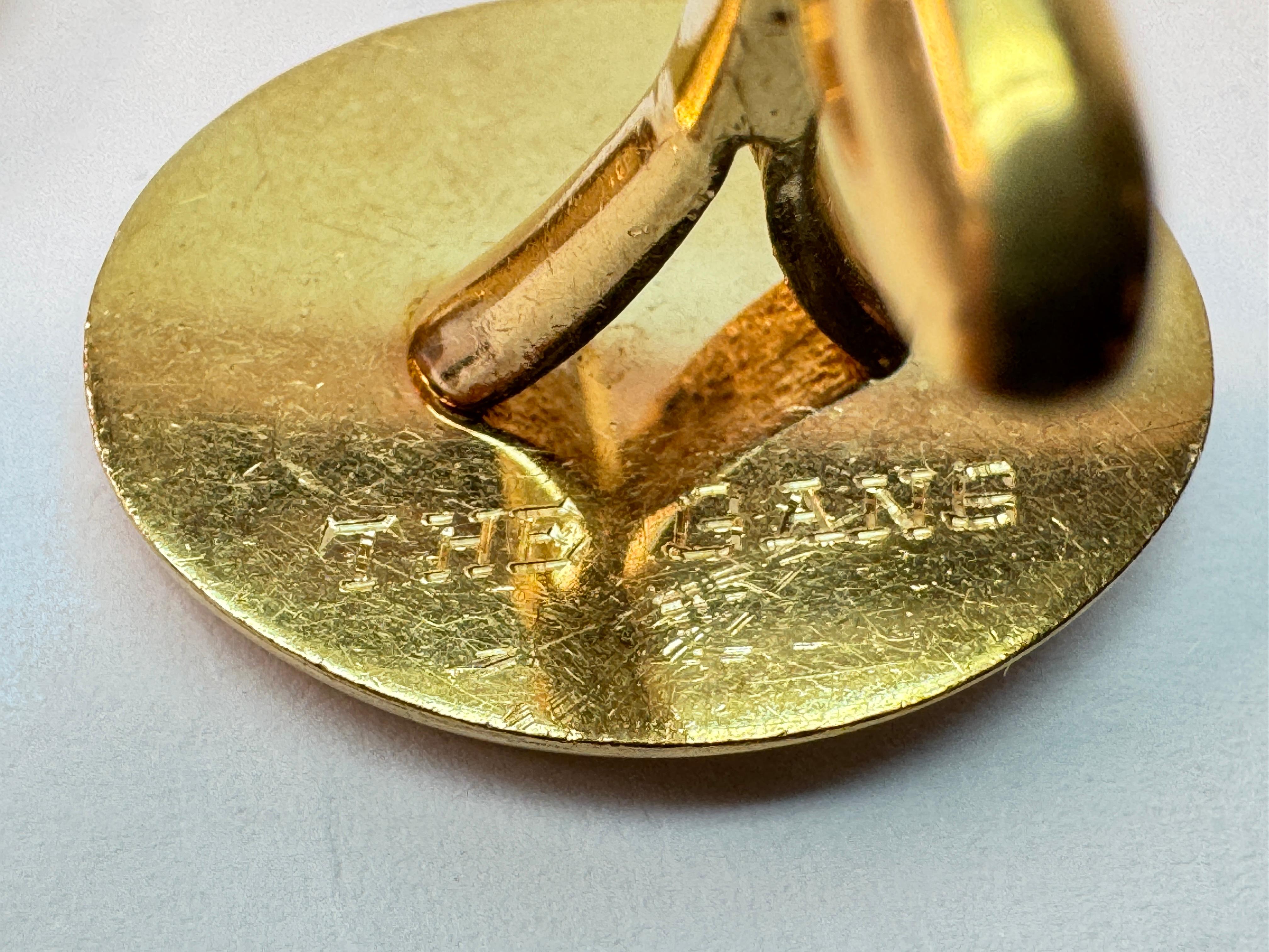 Antique Yellow Gold Oval Gold Cufflinks For Sale 2
