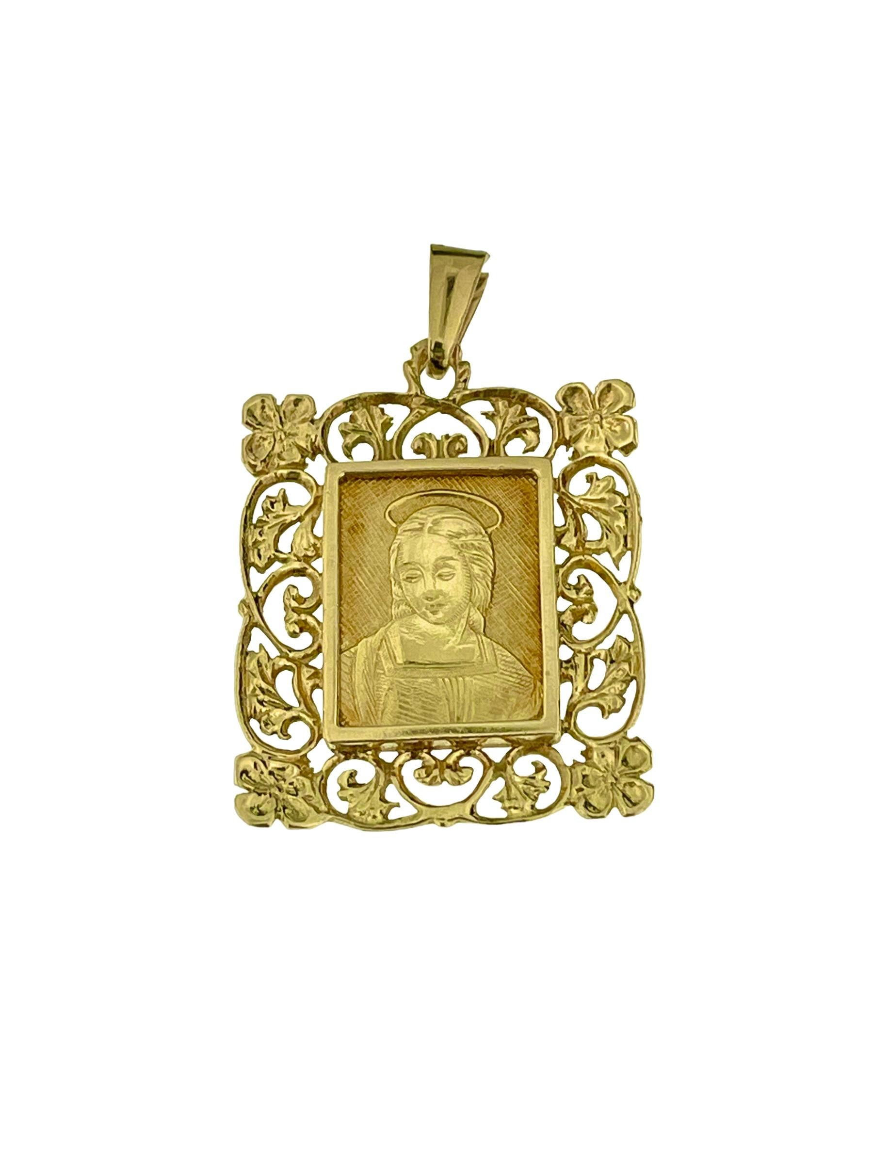 Women's or Men's Antique Yellow Gold Pendant representing Raphael's Madonna of the Goldfinch For Sale