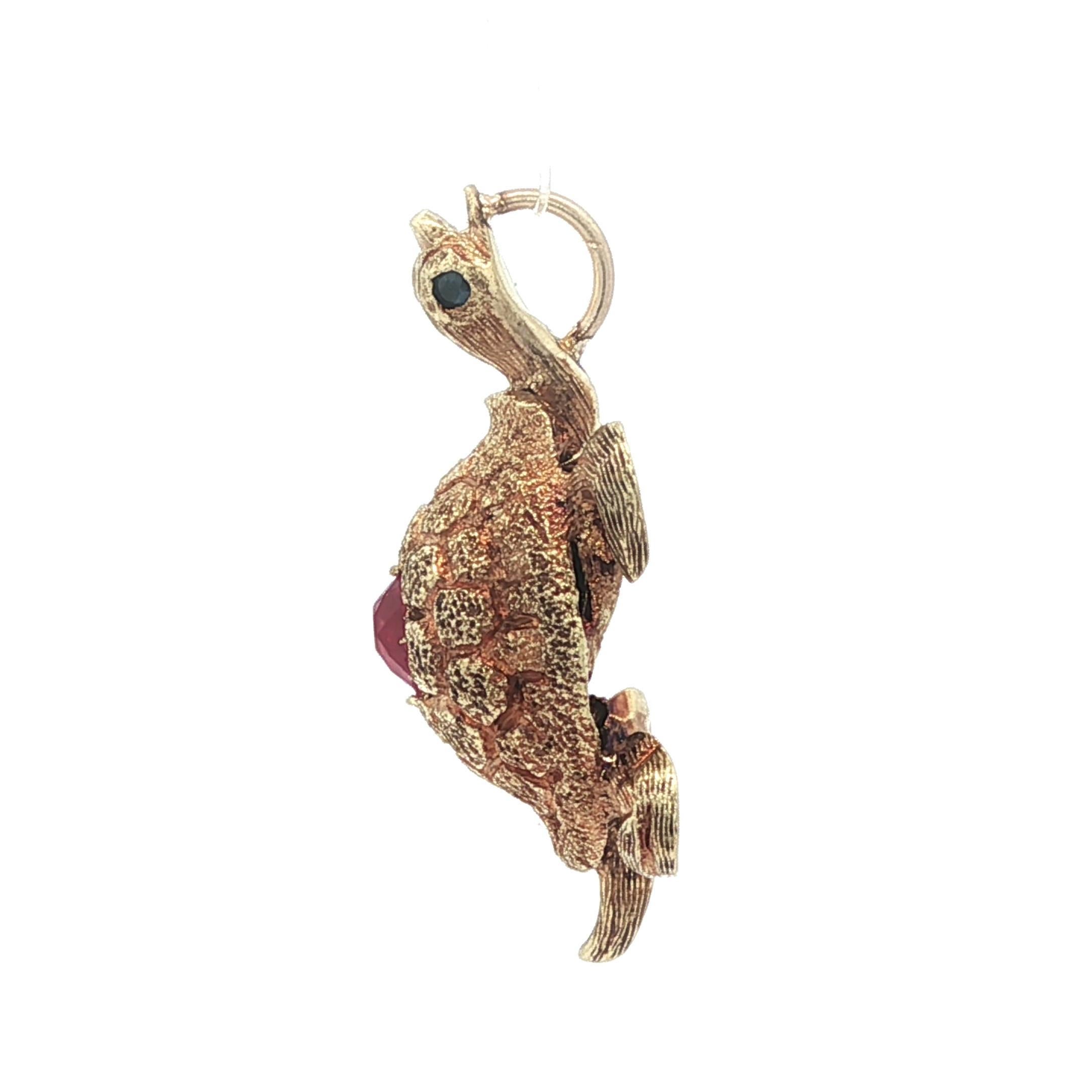 Antique Yellow Gold Sapphire & Pink Stone Textured Turtle Charm Pendant (Rundschliff) im Angebot