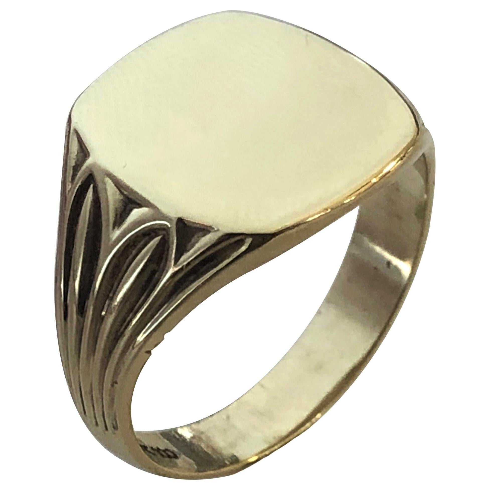 Antique Yellow Gold Signet Ring