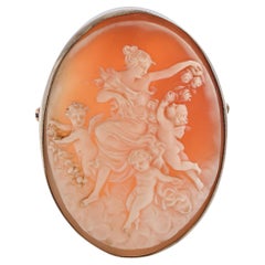 Antique Yellow Gold "Venus with Cupids" Cameo Brooch Pendant
