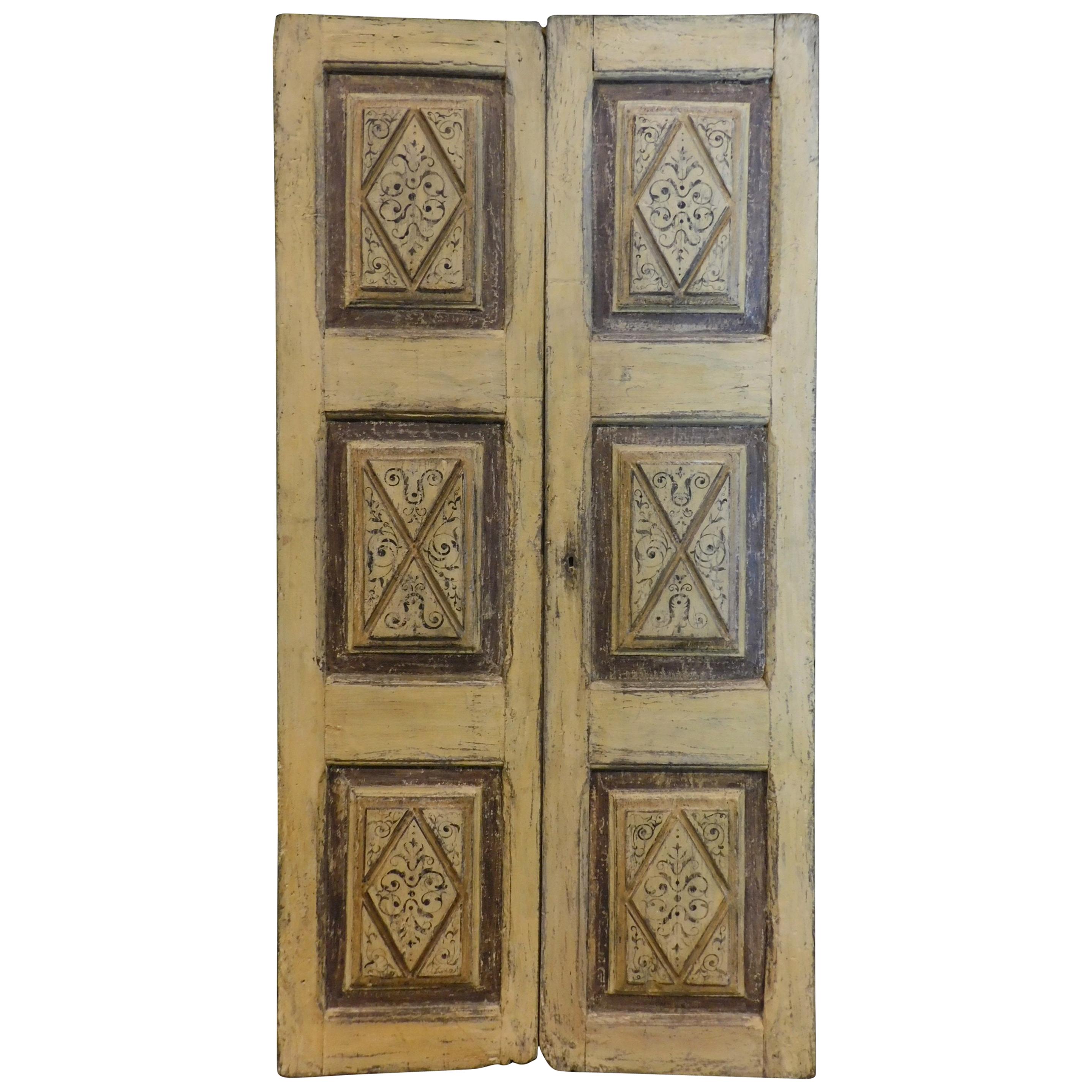 Antique Yellow Lacquered Double Door, Carved and Painted Lozenges, 1700, Italy For Sale