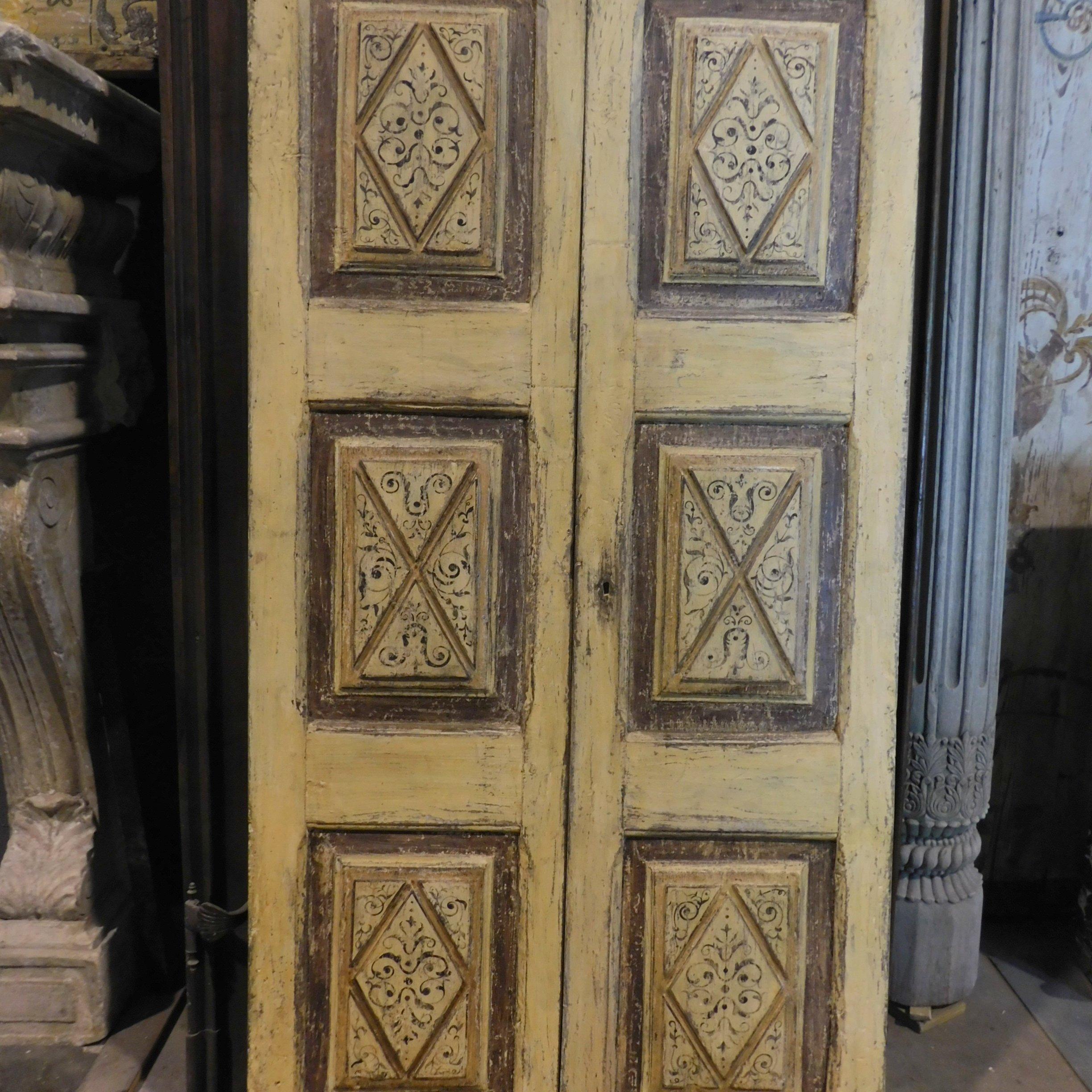 Italian Antique Yellow Lacquered Double Door, Carved and Painted Lozenges, 1700, Italy For Sale