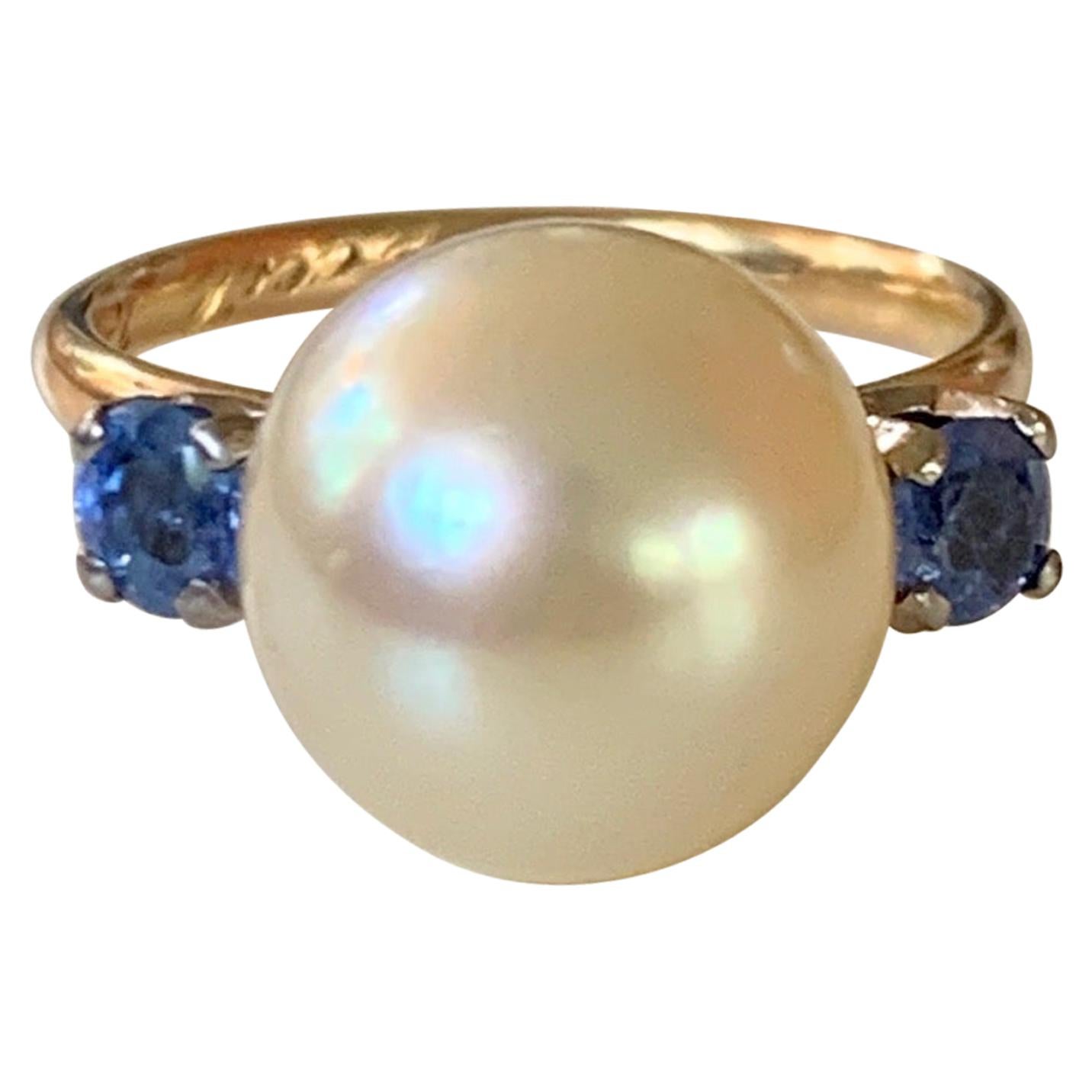 Antique Yellow South Sea Pearl and Sapphire 18 Karat Yellow Gold - Size 5 1/4