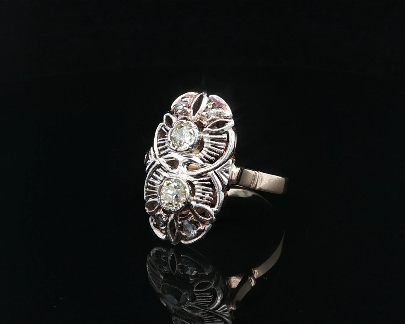 Taille vieille mine Bague longue en or jaune et blanc avec diamants taille rose Old Mine de 0,60ct en vente