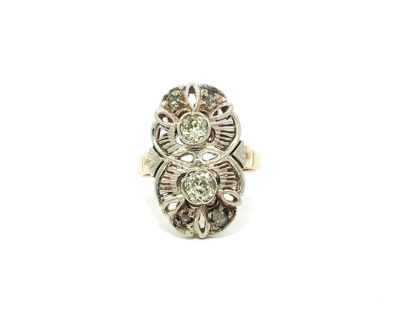 Bague longue en or jaune et blanc avec diamants taille rose Old Mine de 0,60ct en vente 3